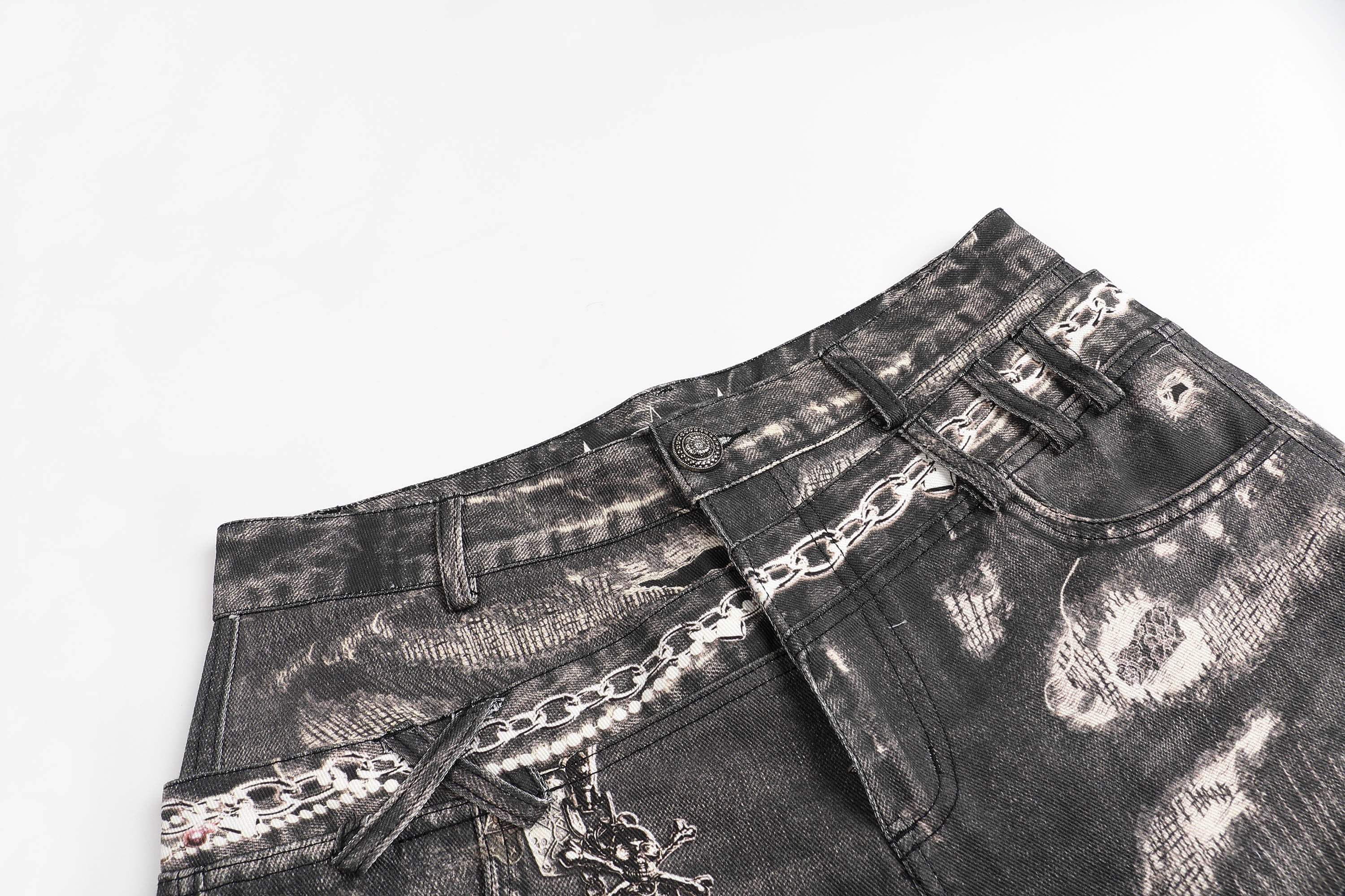 DND4DES Deconstructed Graphic Double-Waist Distressed Jeans