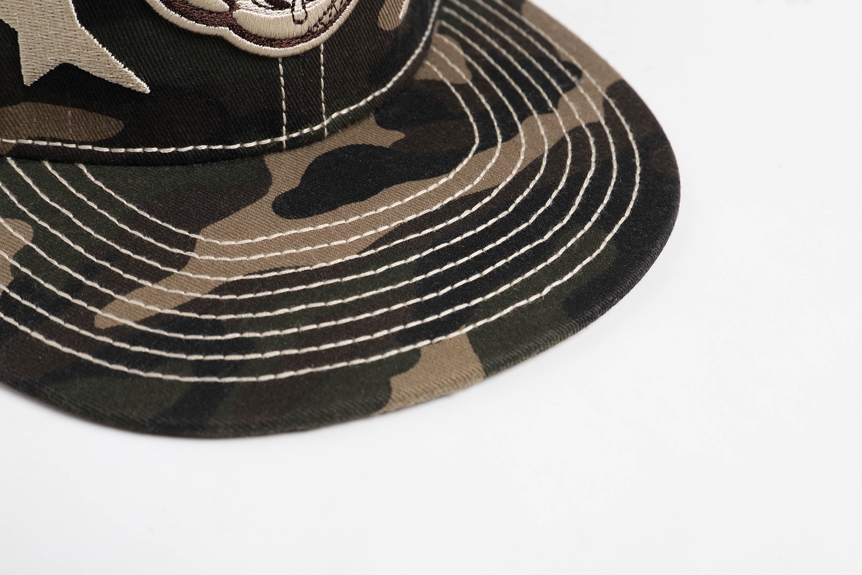 DND4DES Cartoon Character Embroidered Camo Cap