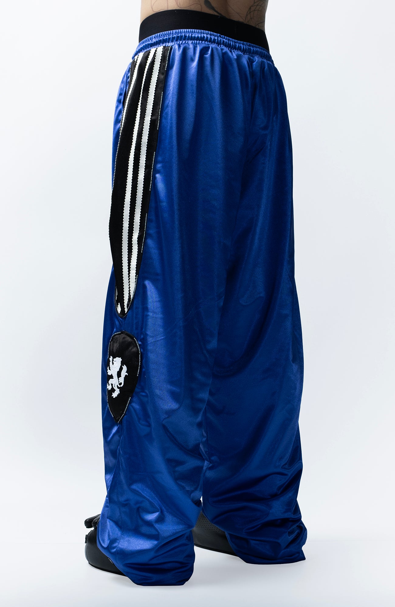 FVVO Wild Spirit Wolf Embroidered Pants