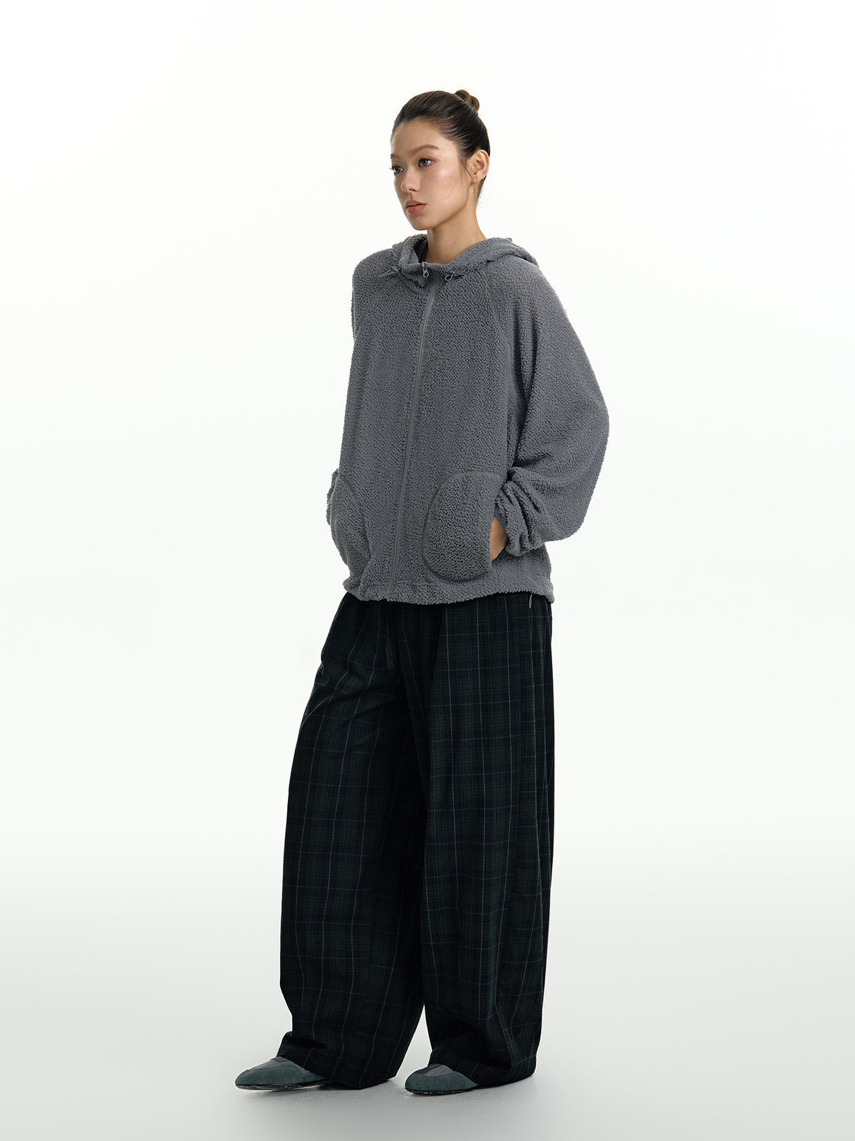 TGNS Plaid Pleated Wide-Leg Trousers