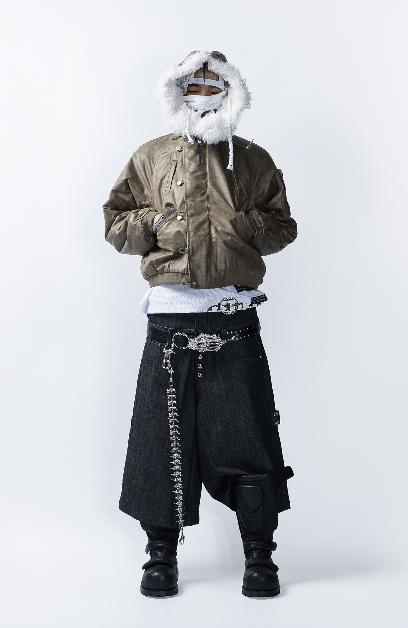 FVVO Layered-Waist Studded Cropped Pants