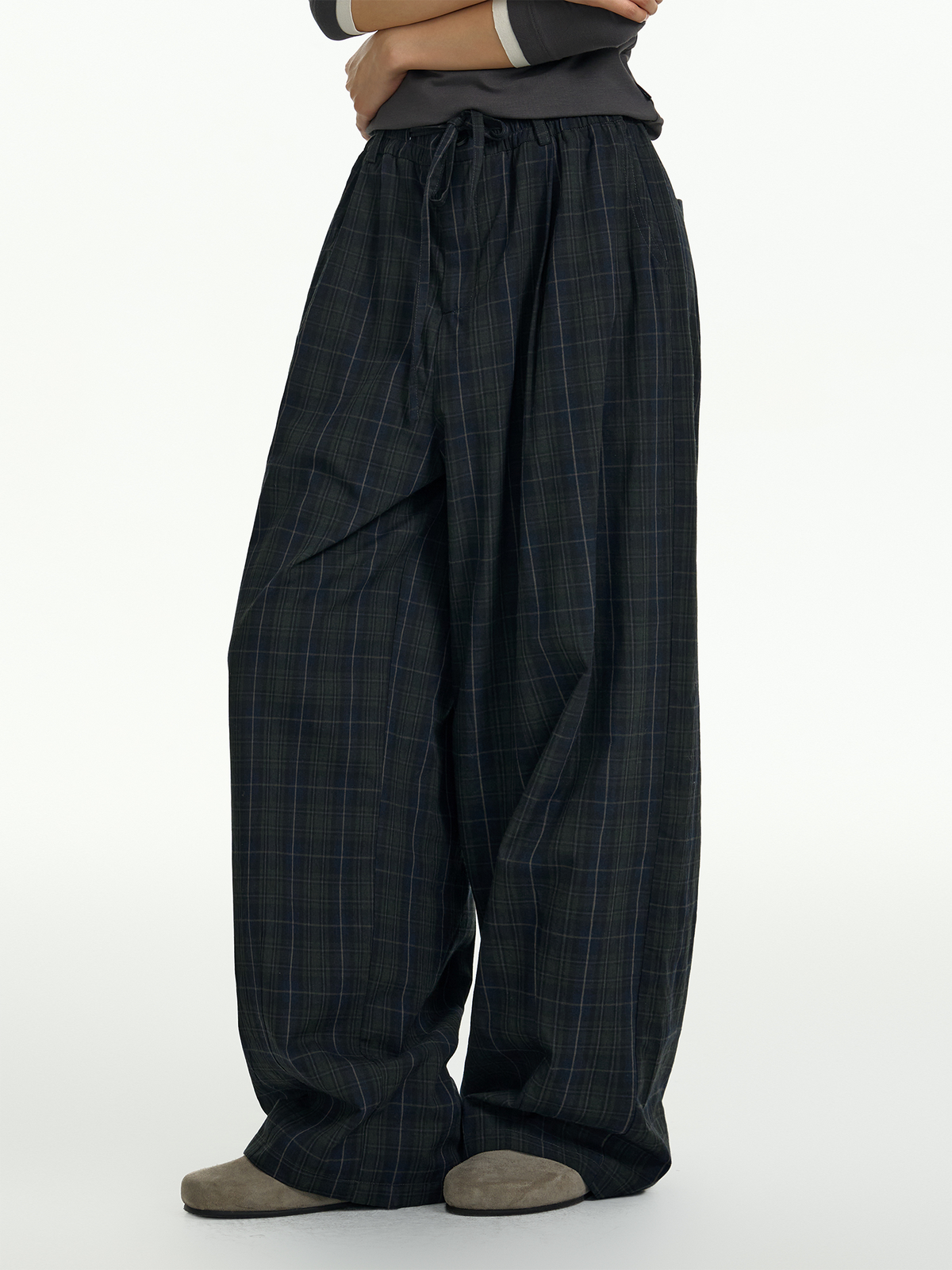TGNS Plaid Pleated Wide-Leg Trousers