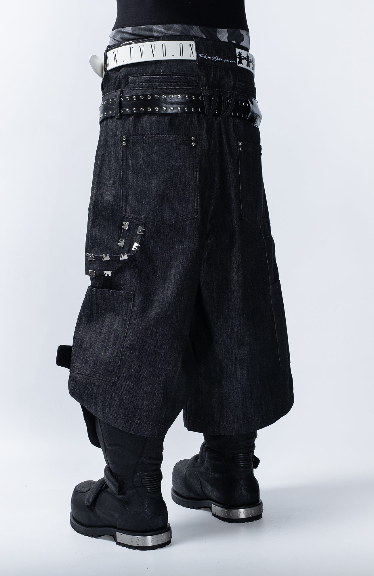 FVVO Layered-Waist Studded Cropped Pants