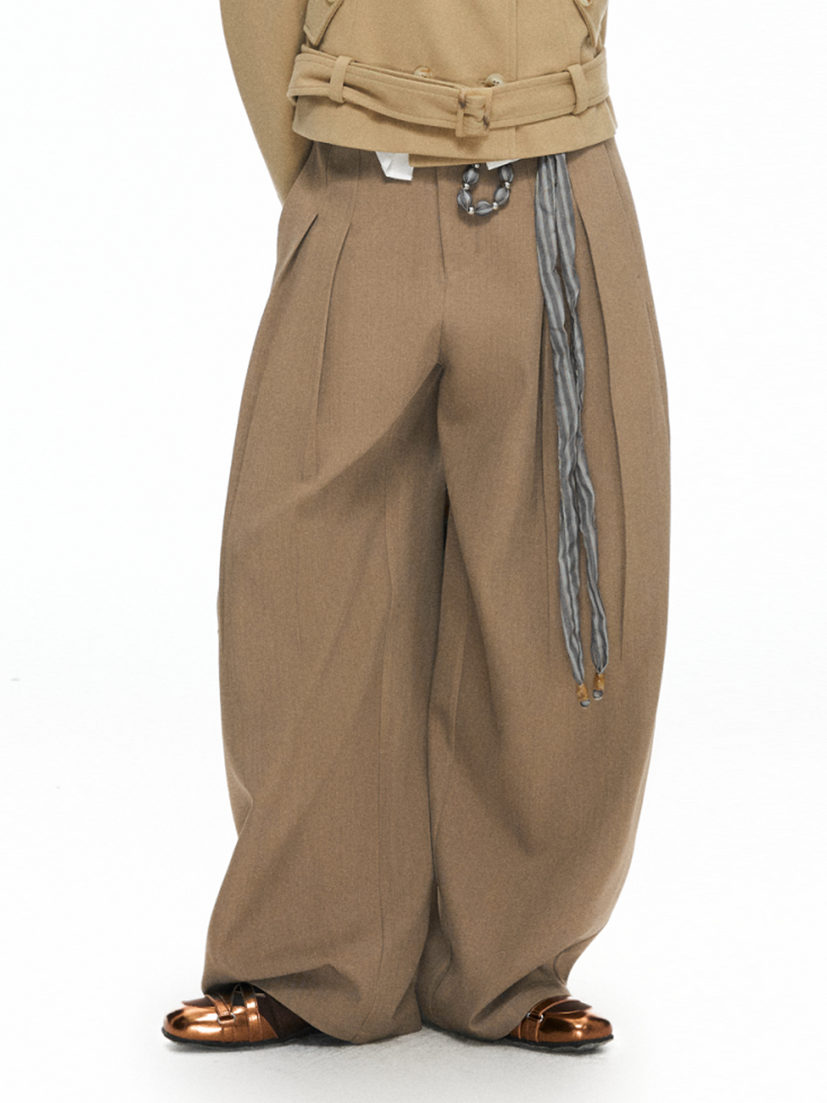 TGNS Pleated Curved Wide-Leg Trousers
