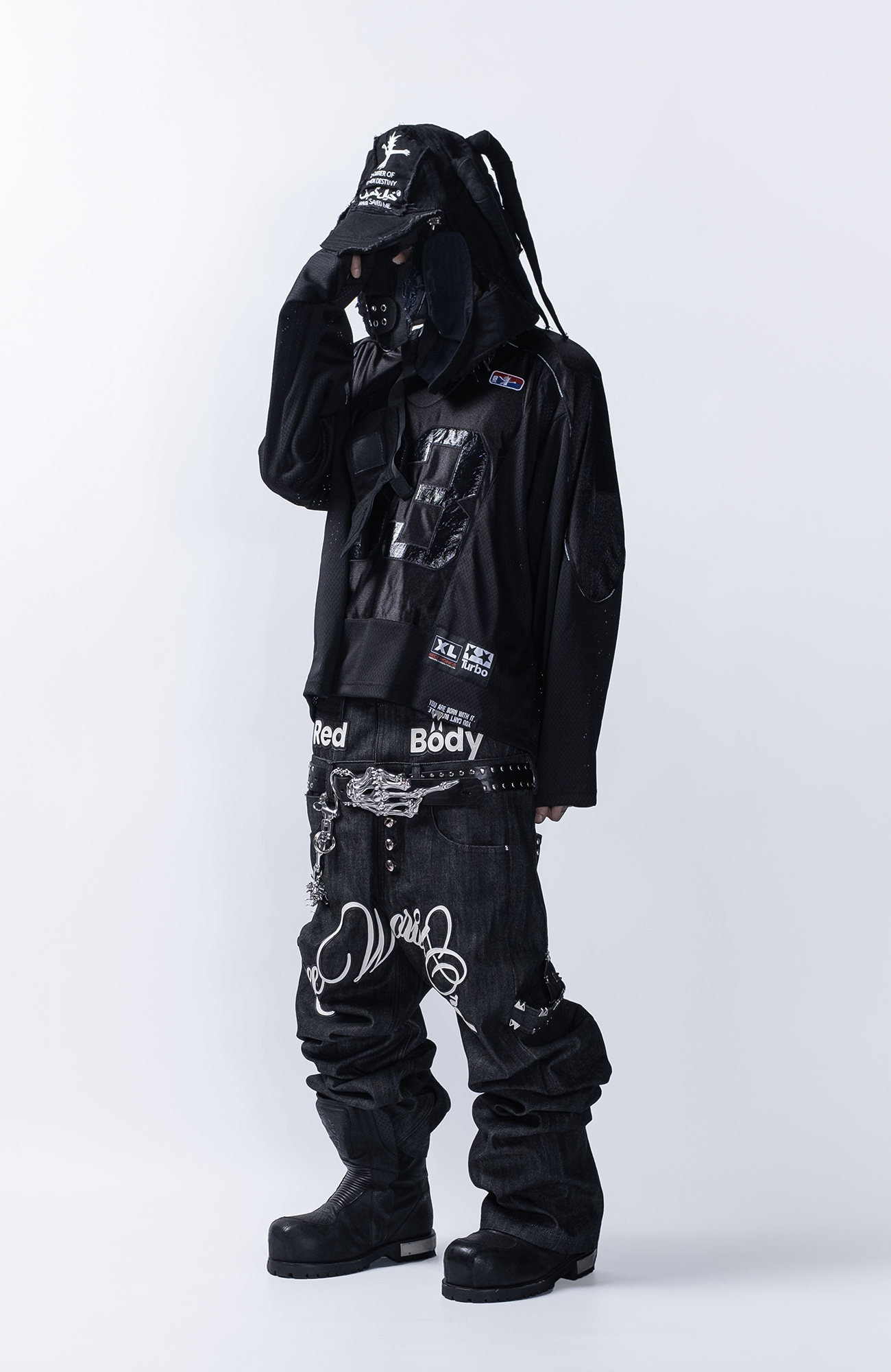 FVVO Layered-Waist Patterned Studded Jeans