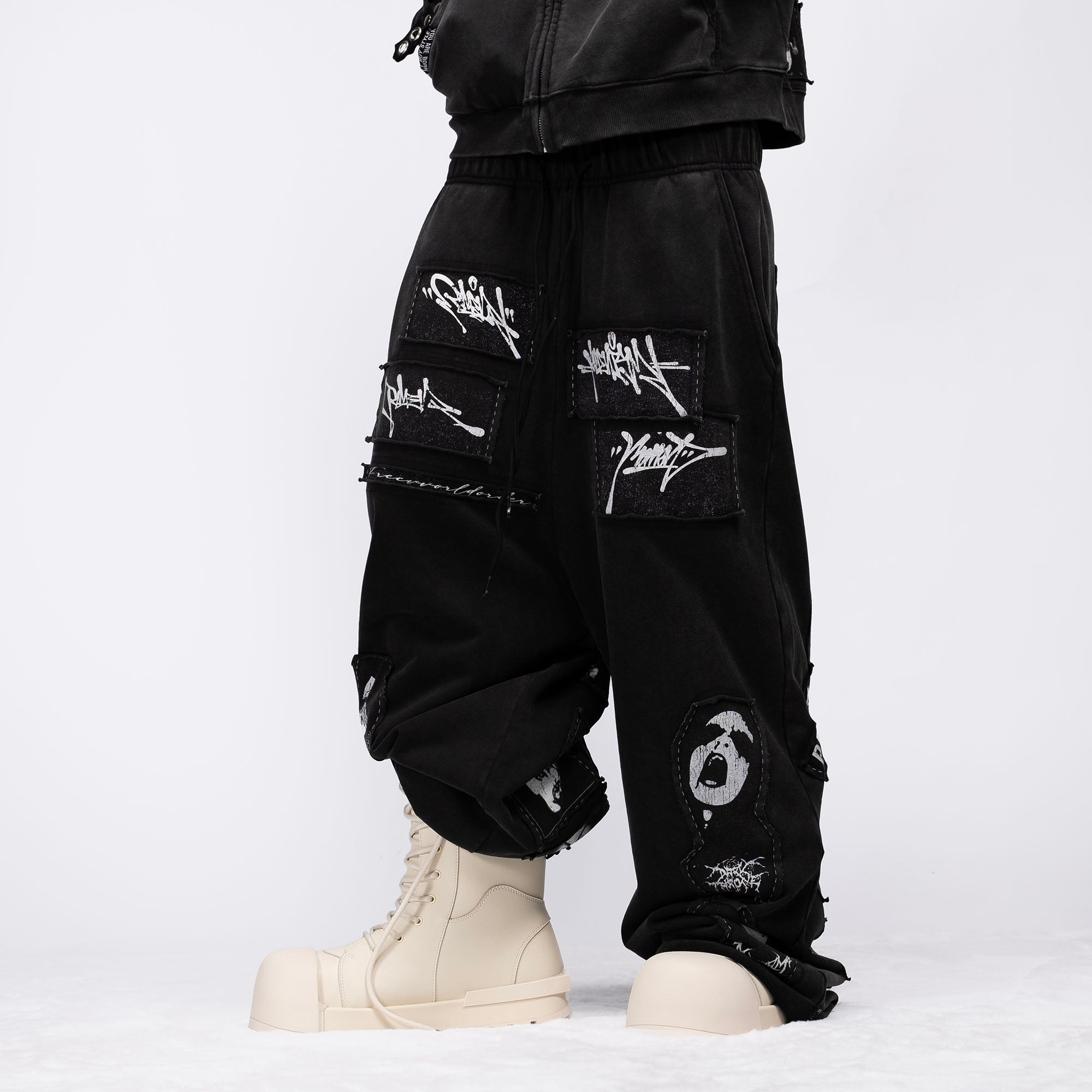 FVVO Patch Washed Sweatpants