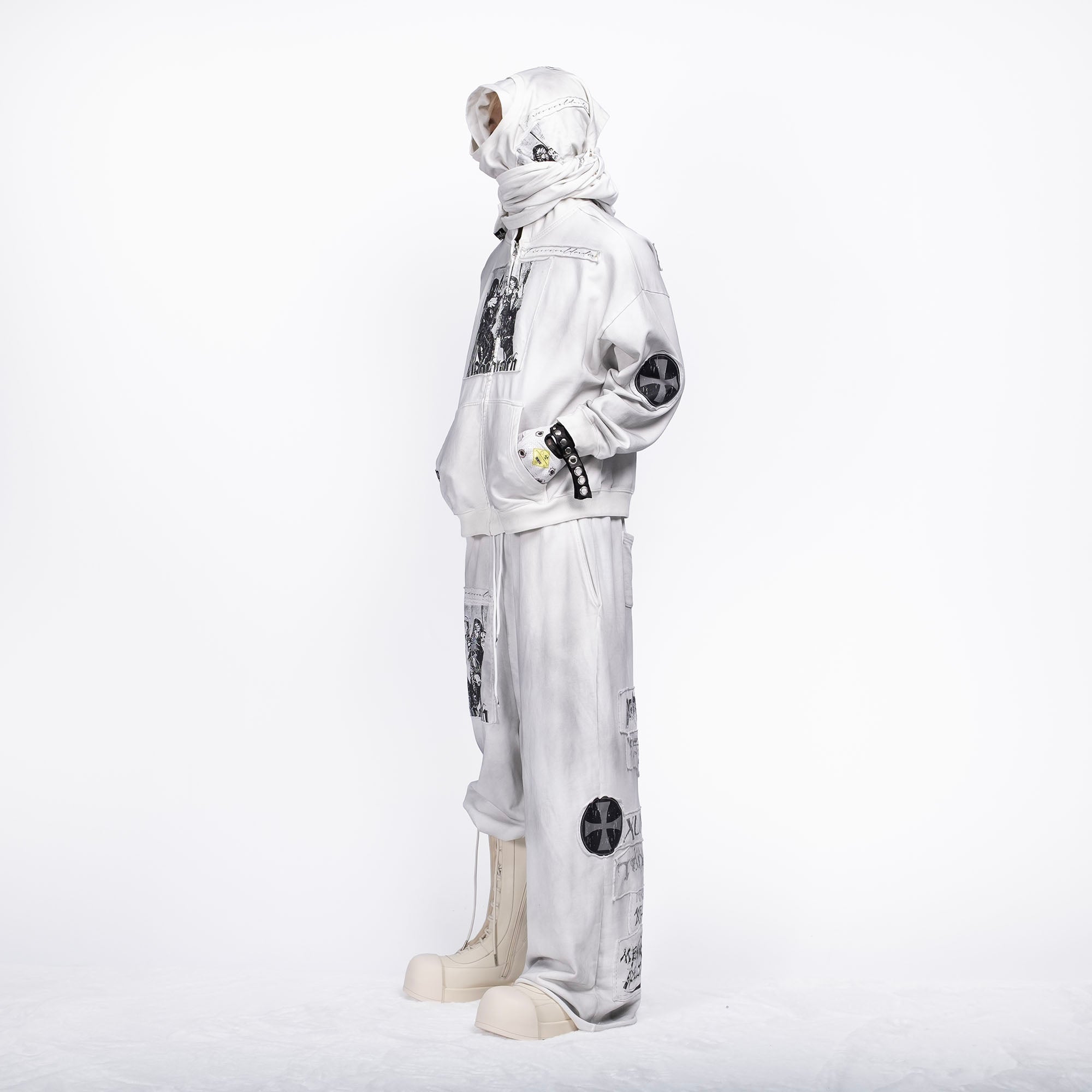 FVVO Patch Washed Zip-Up Hoodie