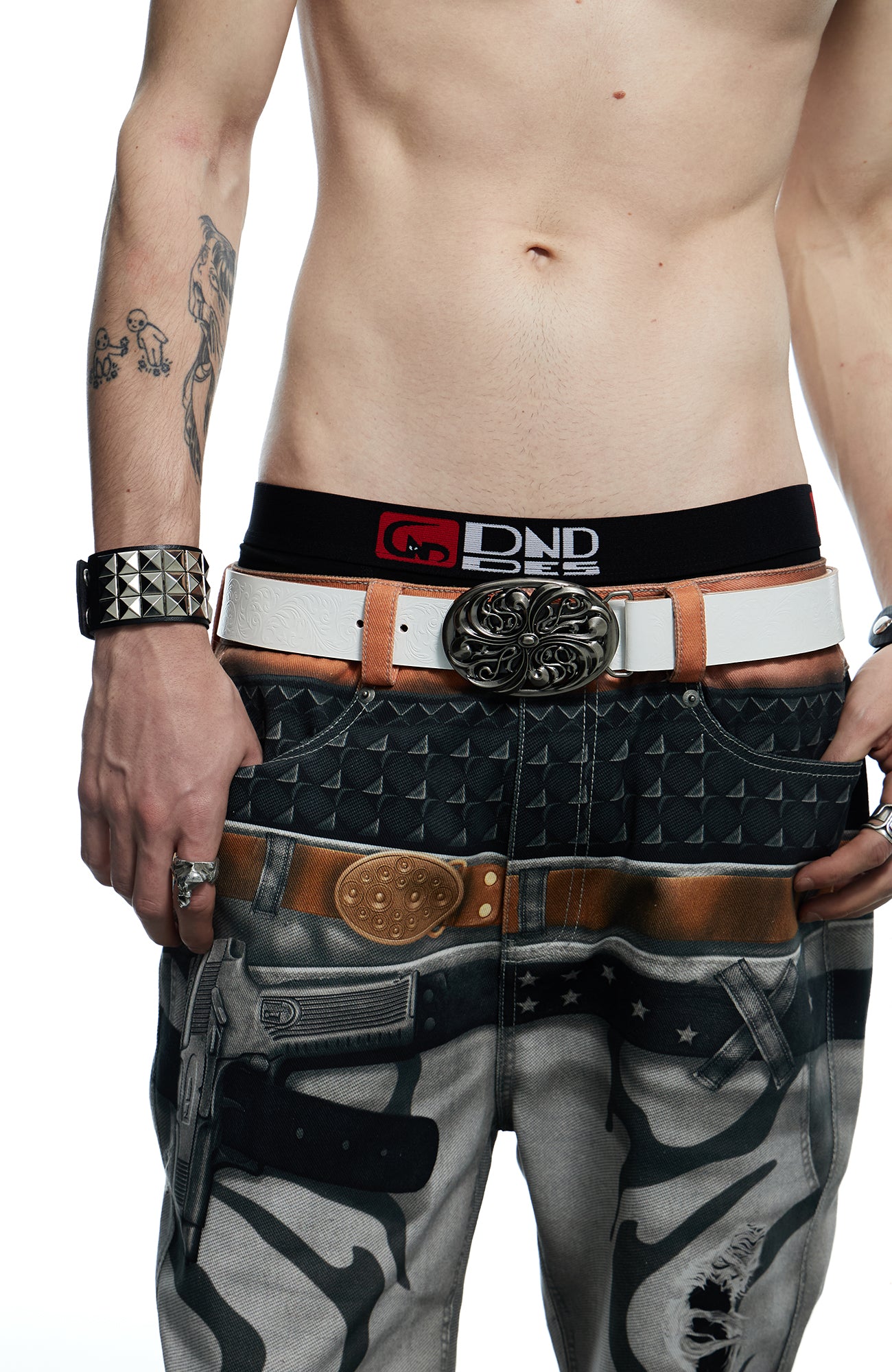 DND4DES Filigree Buckle Cowhide Leather Belt White