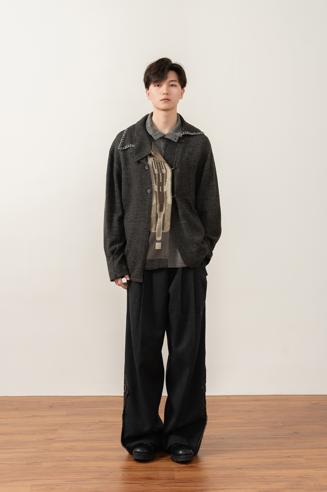 MOITIEDEPETALE Pleats Patch Wide-Leg Trousers