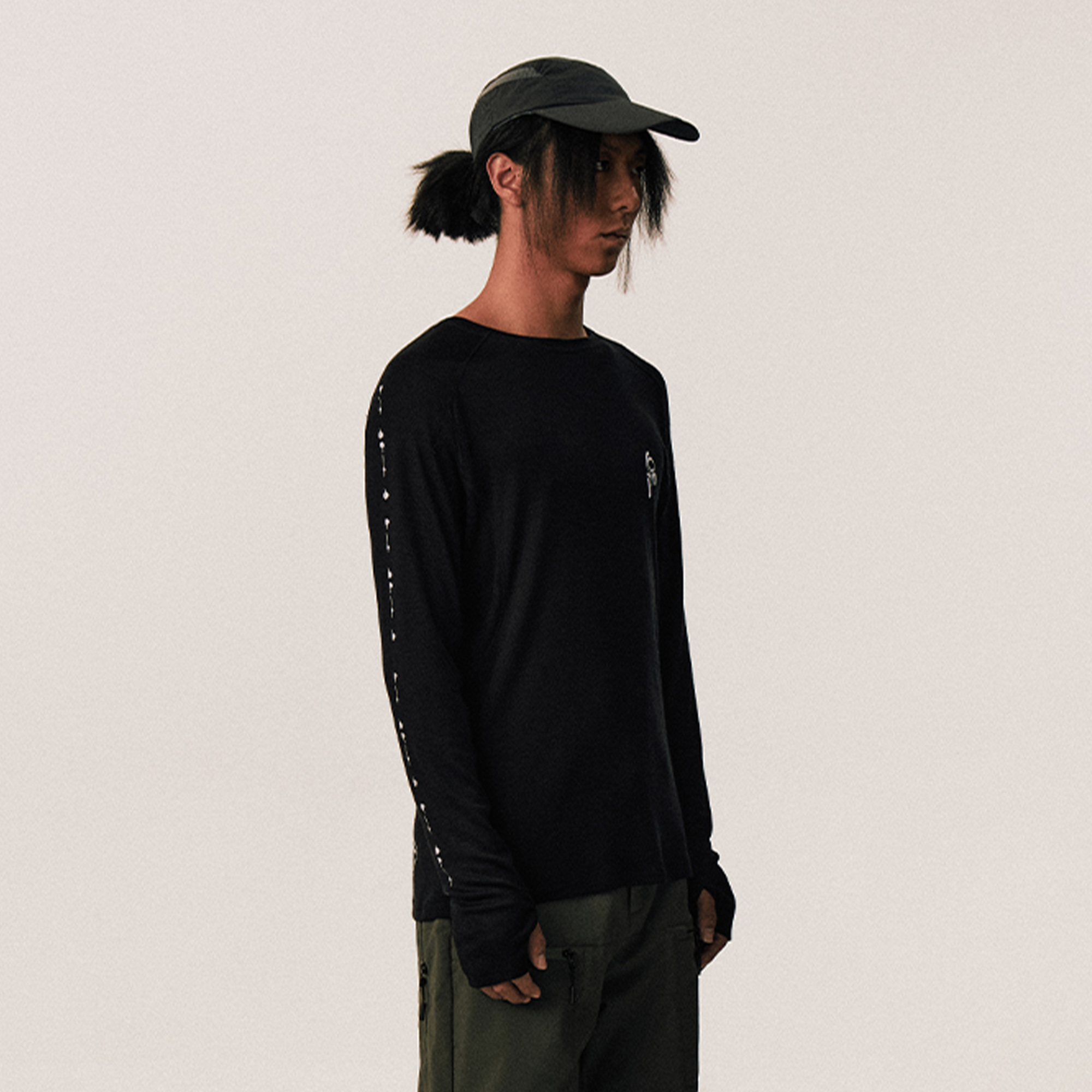 CONPCONP Cosmic Echo Graphic Long-Sleeve Tee Black