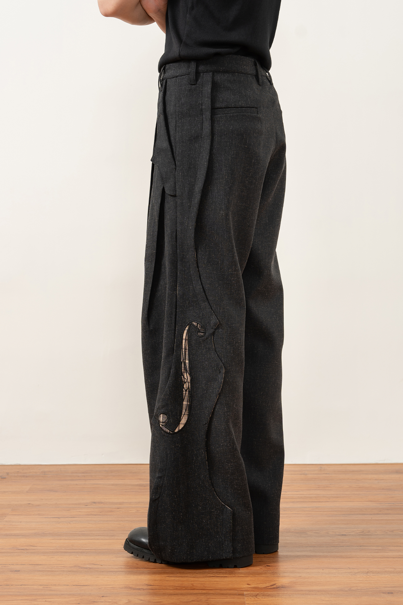 MOITIEDEPETALE Pleats Patch Wide-Leg Trousers