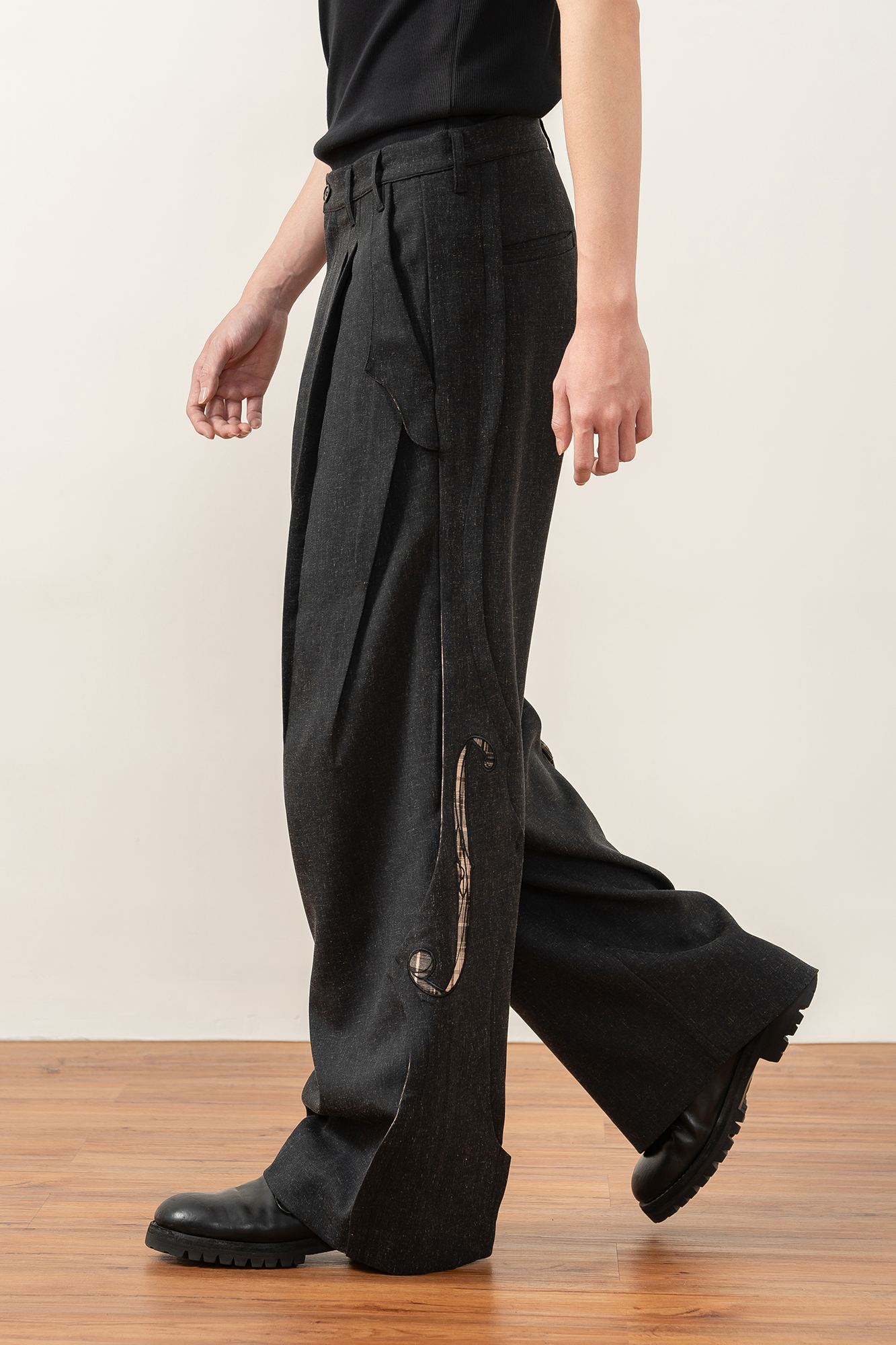 MOITIEDEPETALE Pleats Patch Wide-Leg Trousers