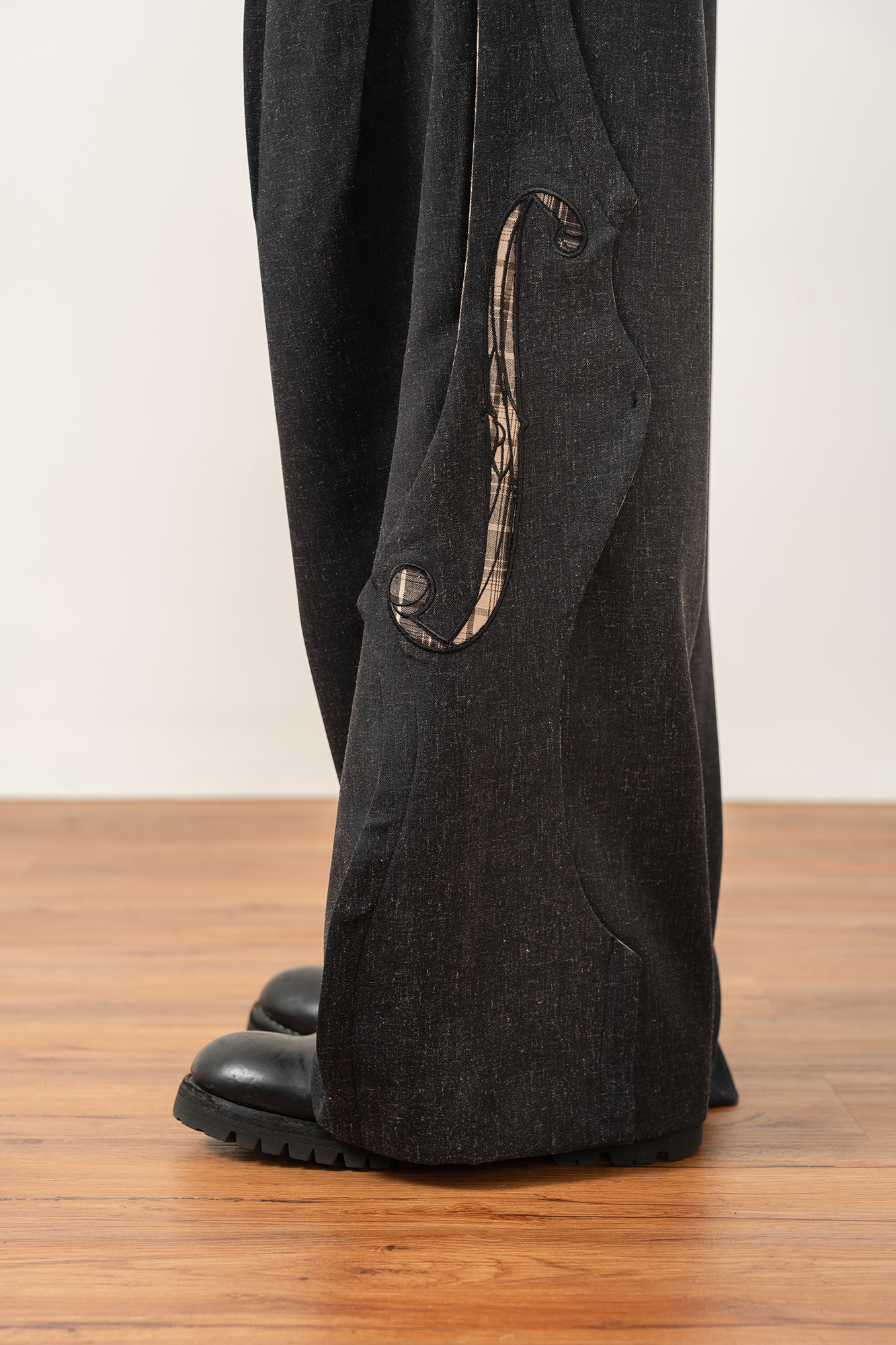 MOITIEDEPETALE Pleats Patch Wide-Leg Trousers