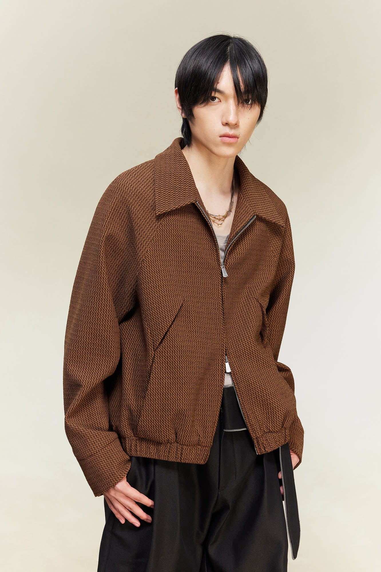 ALVNG AR ANTS Houndstooth Pleated Zip-Up Jacket