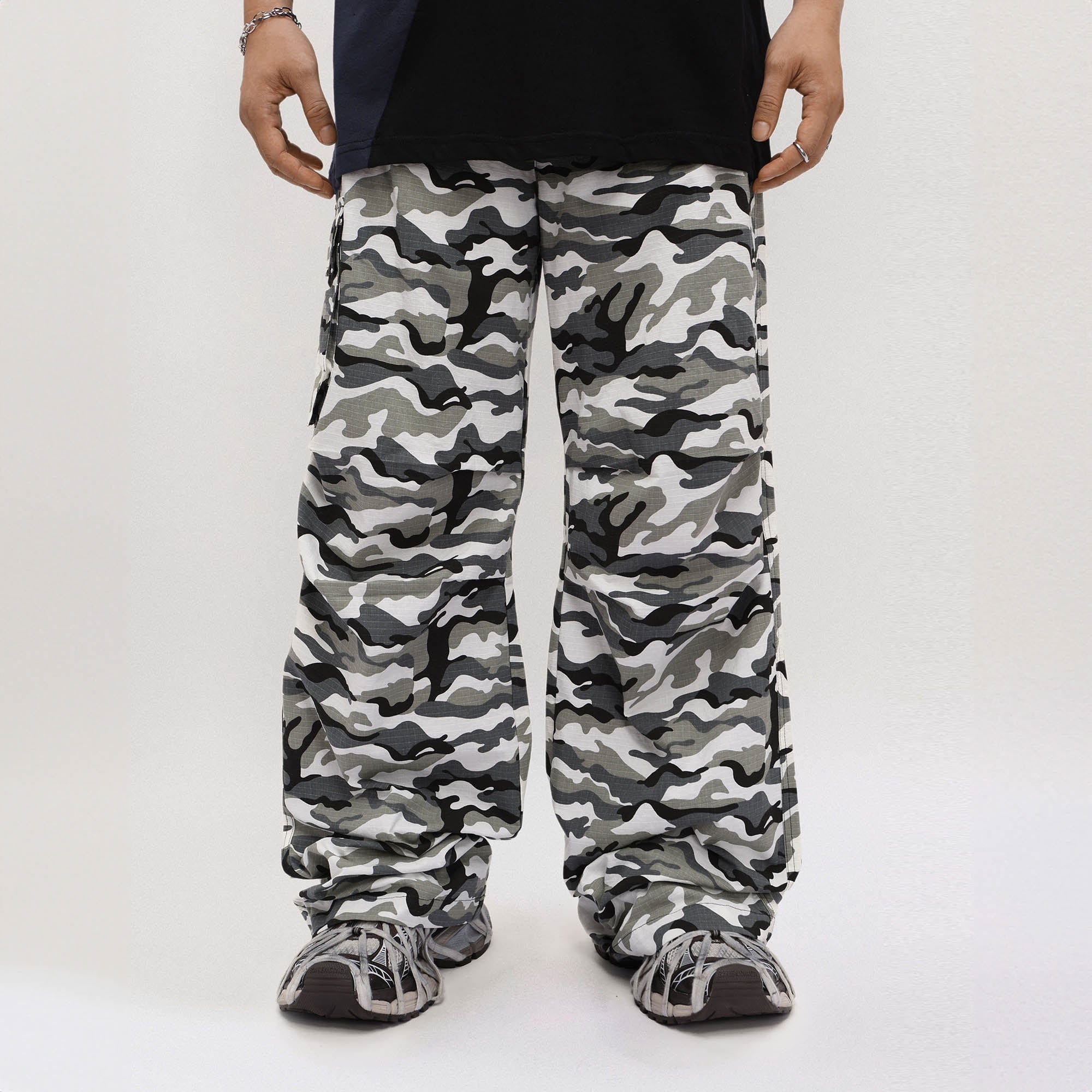 OVDY Camo Multi-Pocket Crinkled Cargo Pants