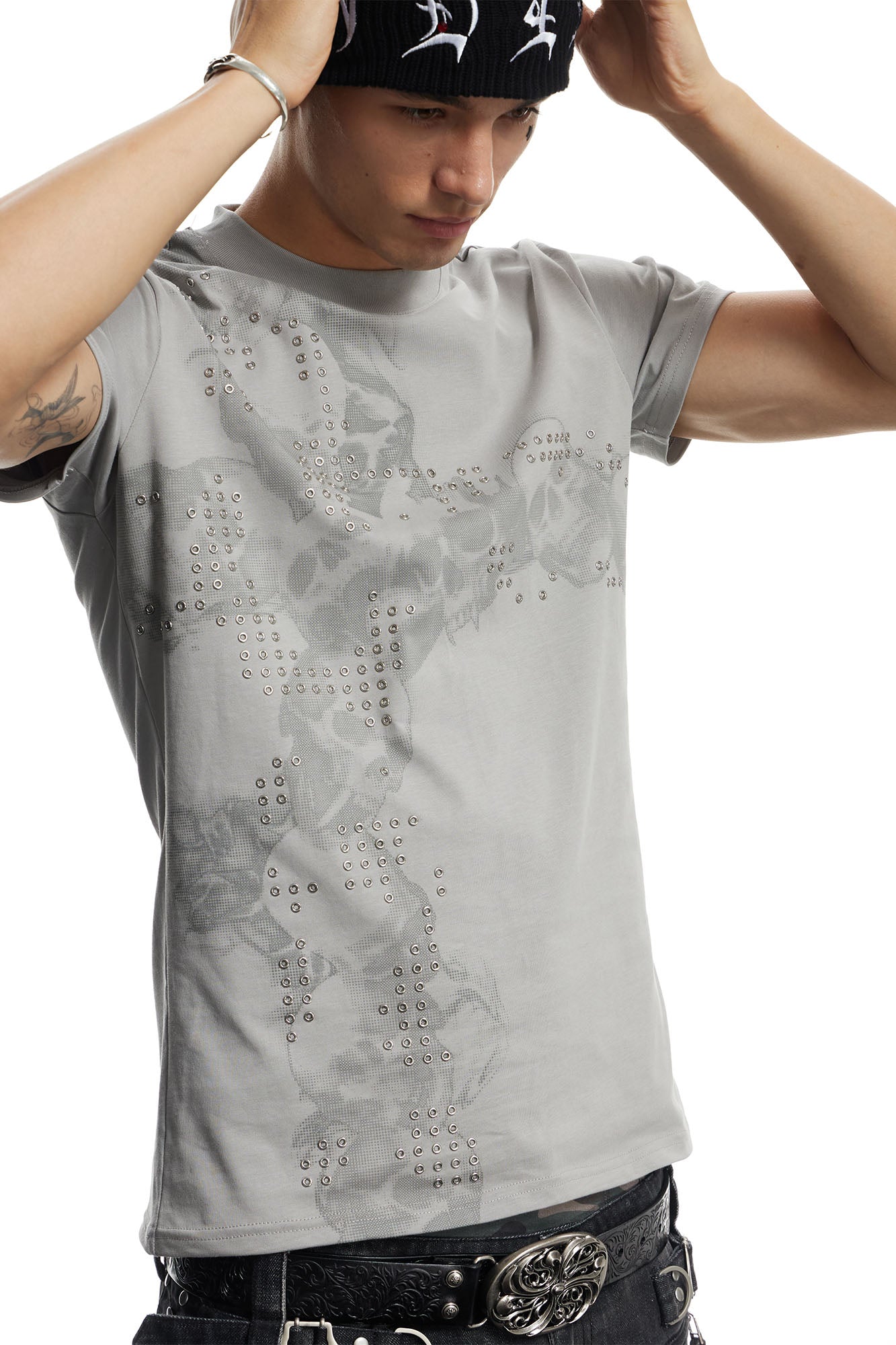 DND4DES Rivet Cross Graphic T-Shirt