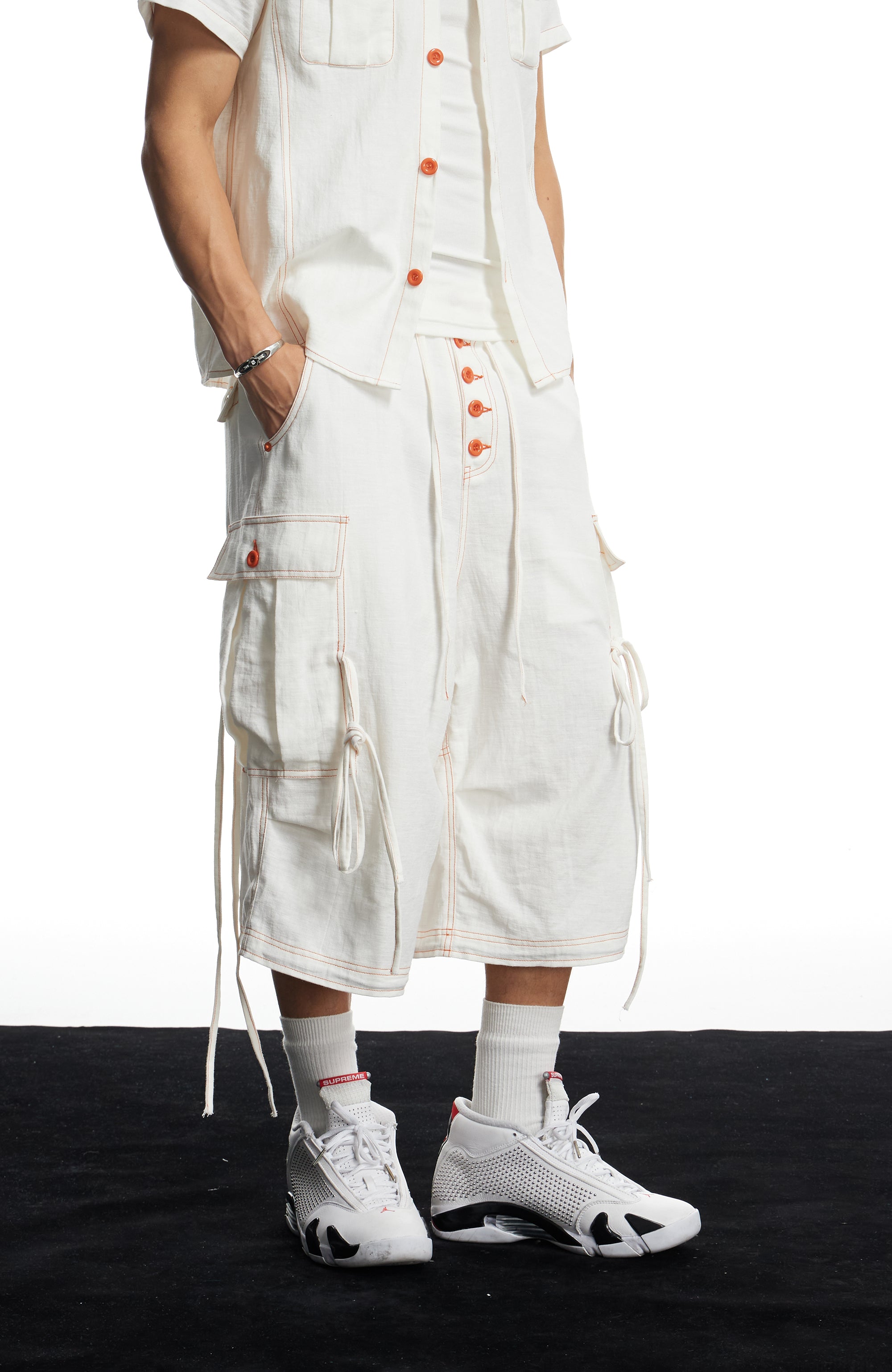 DND4DES Contrast Stitch Cargo Wide-Leg Shorts