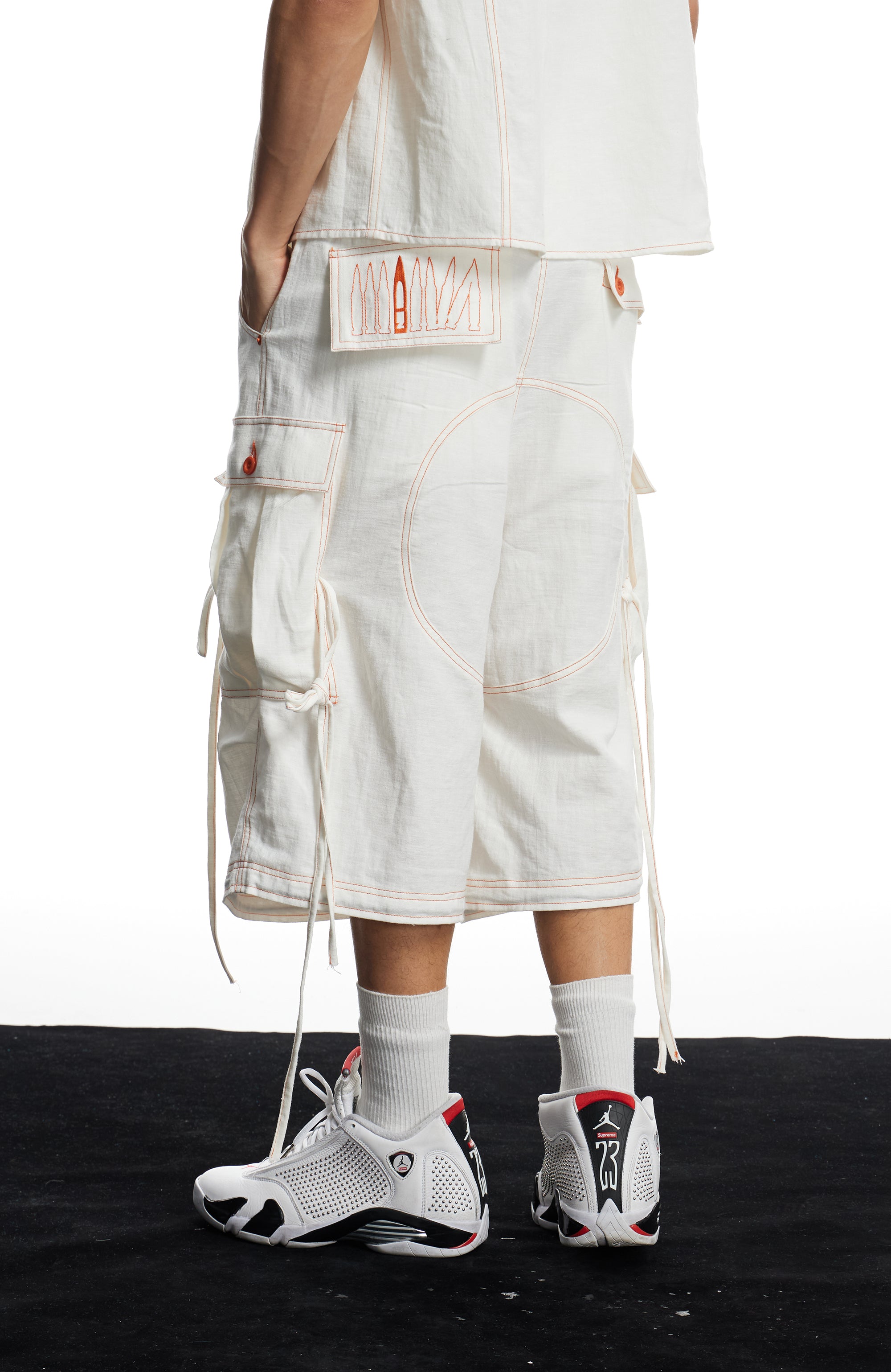 DND4DES Contrast Stitch Cargo Wide-Leg Shorts