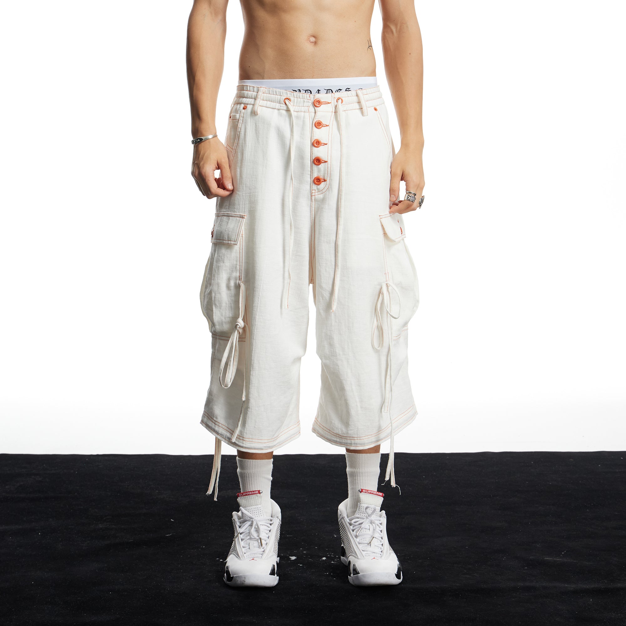 DND4DES Contrast Stitch Cargo Wide-Leg Shorts