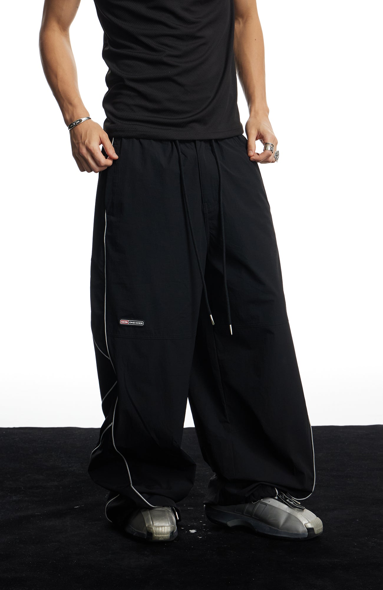 DND4DES Reflective Line Parachute Wide-Leg Pants