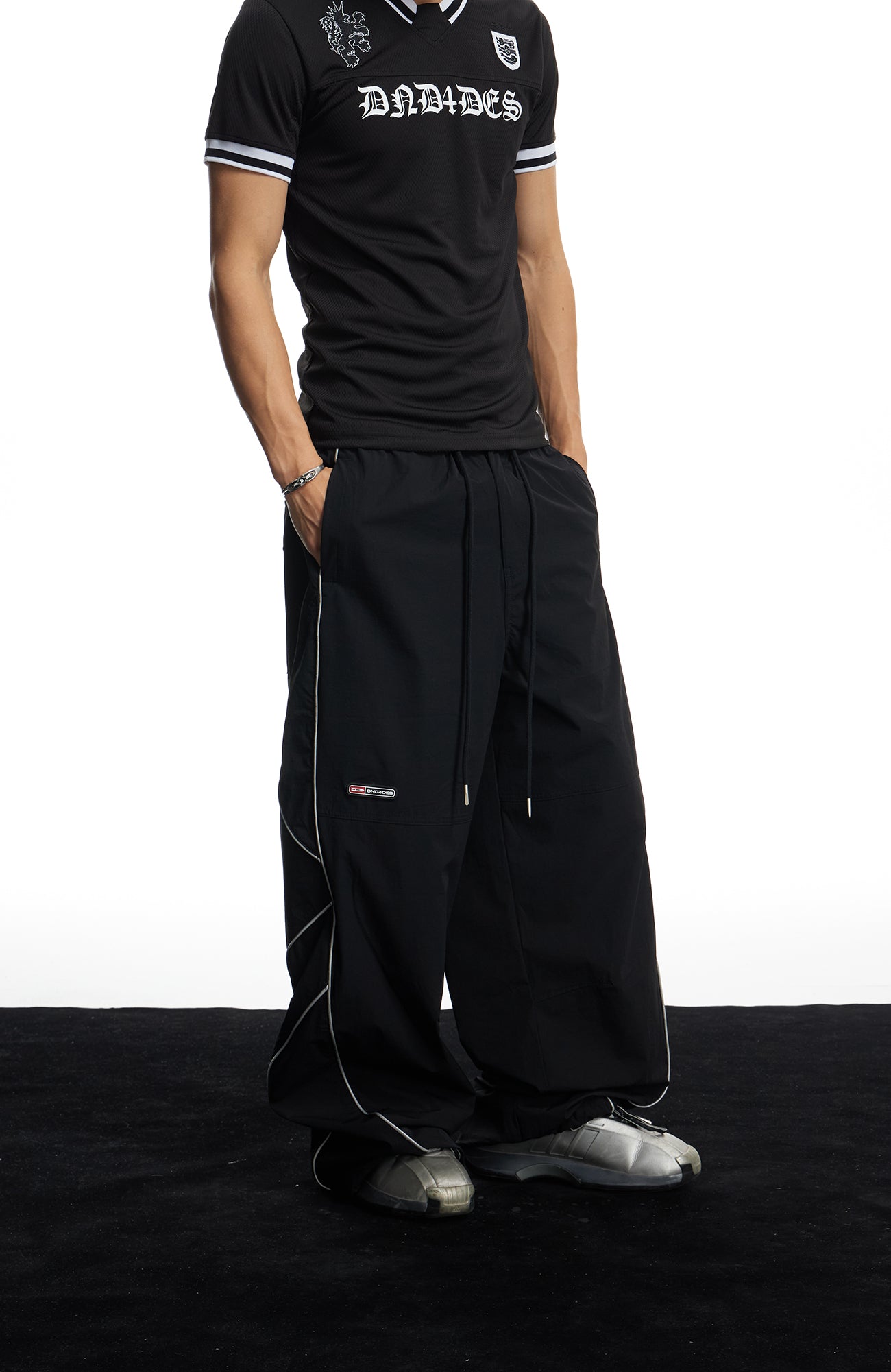 DND4DES Reflective Line Parachute Wide-Leg Pants