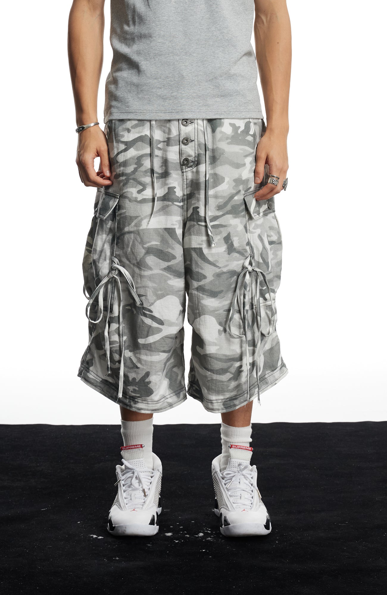 DND4DES Drawstring Camo Cargo Wide-Leg Shorts