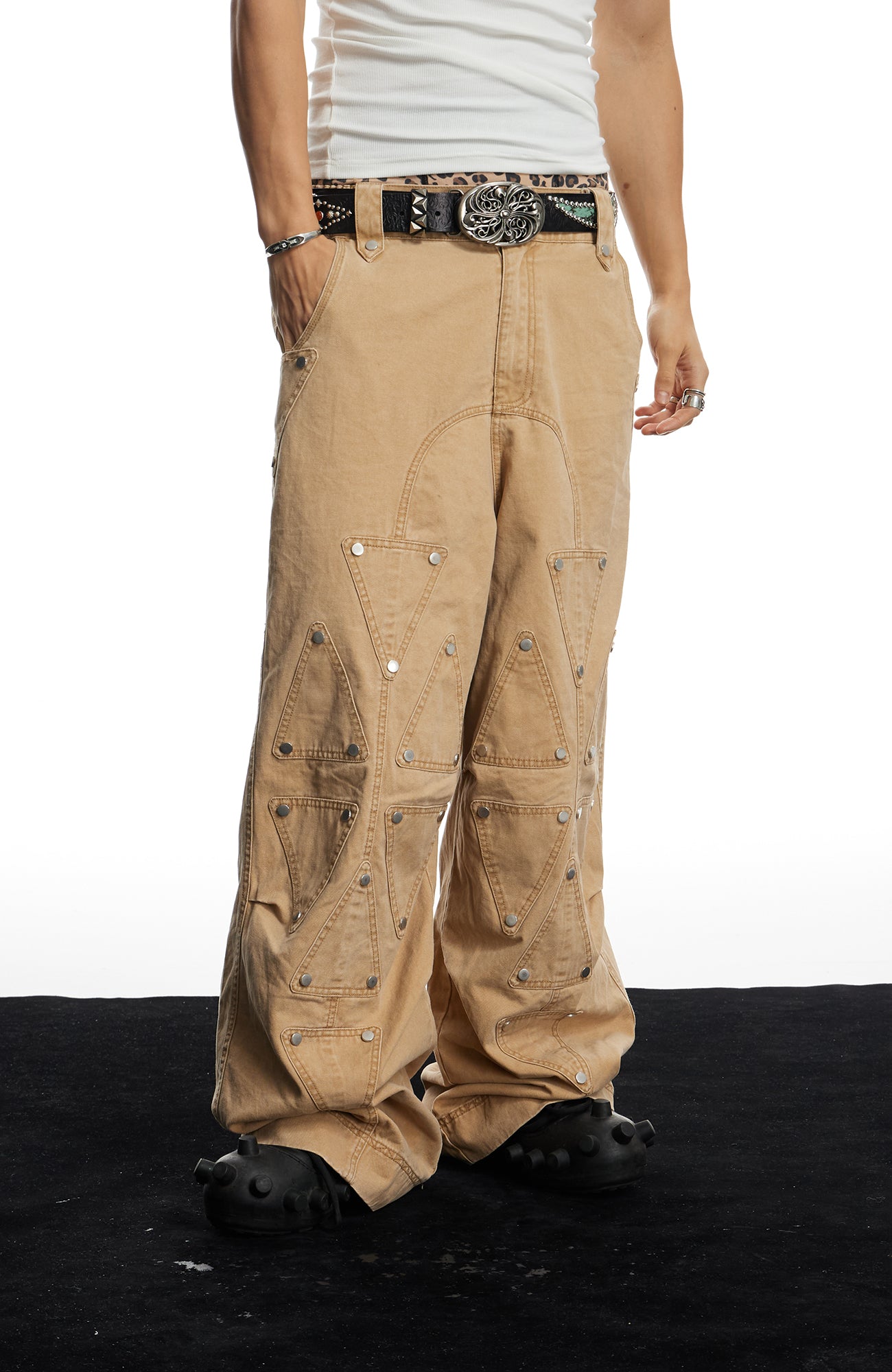 DND4DES Geometric Panel Studded Wide-Leg Pants