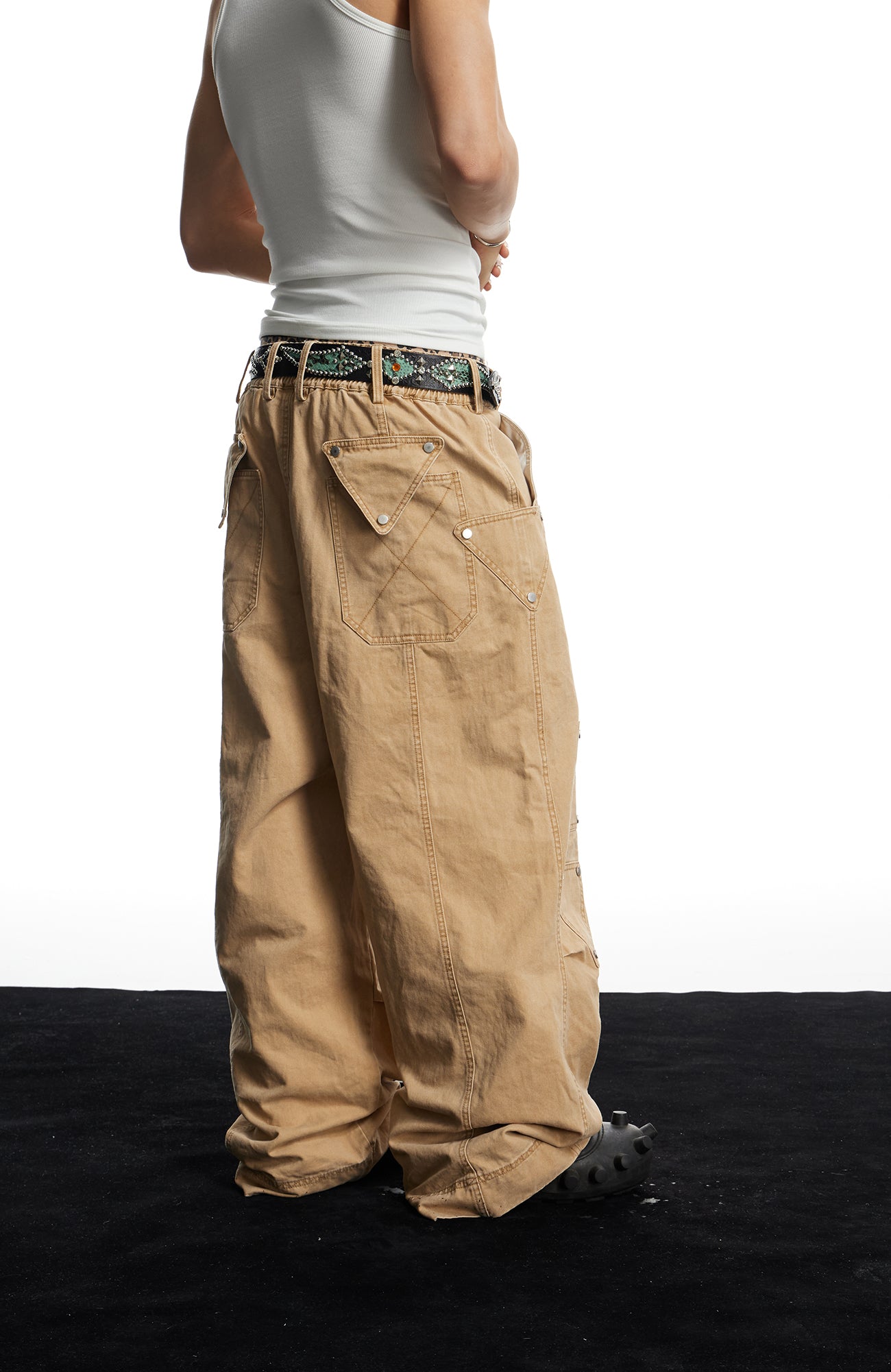 DND4DES Geometric Panel Studded Wide-Leg Pants