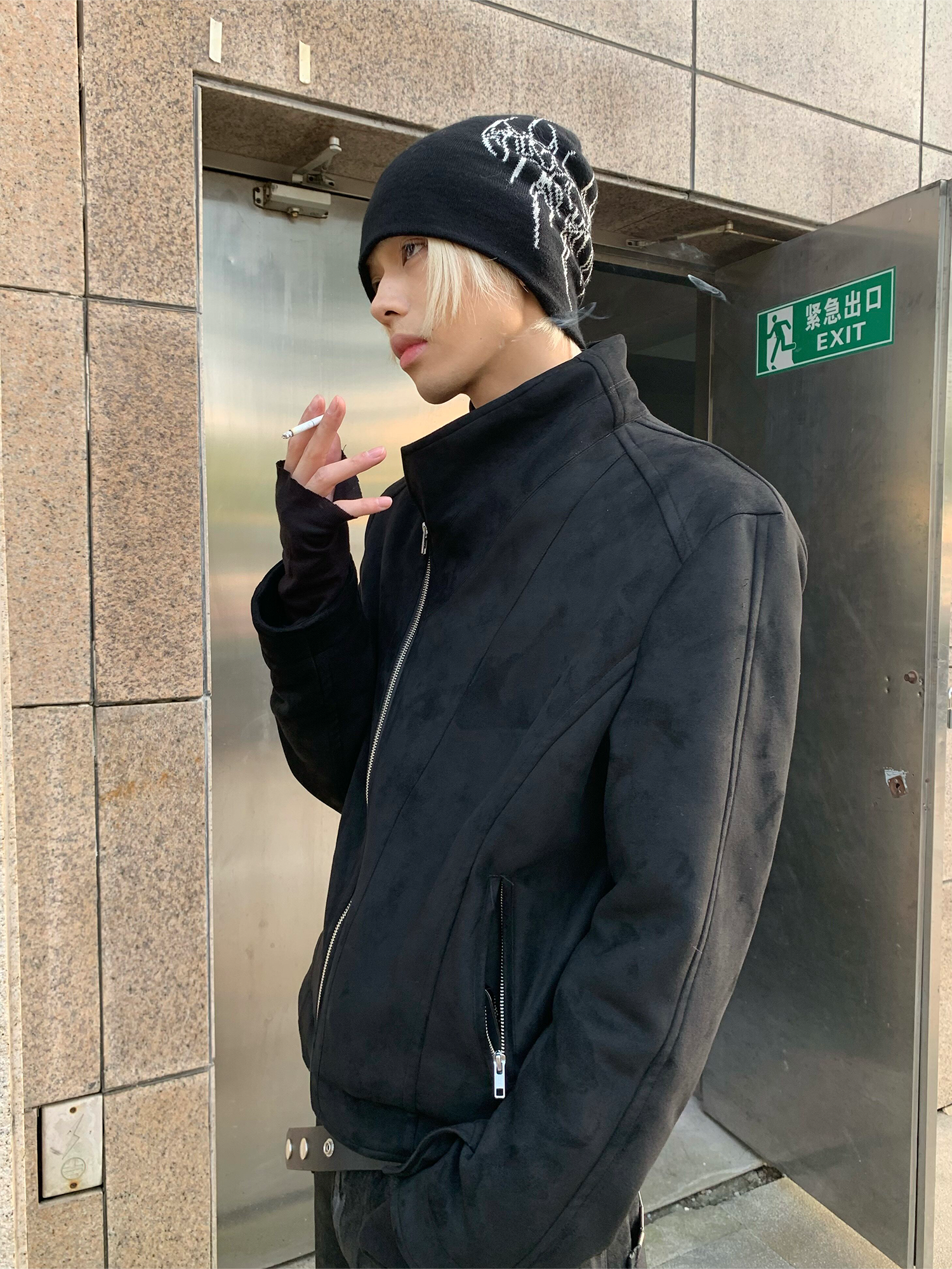 REBEL WAVE Bone Graphic Beanie