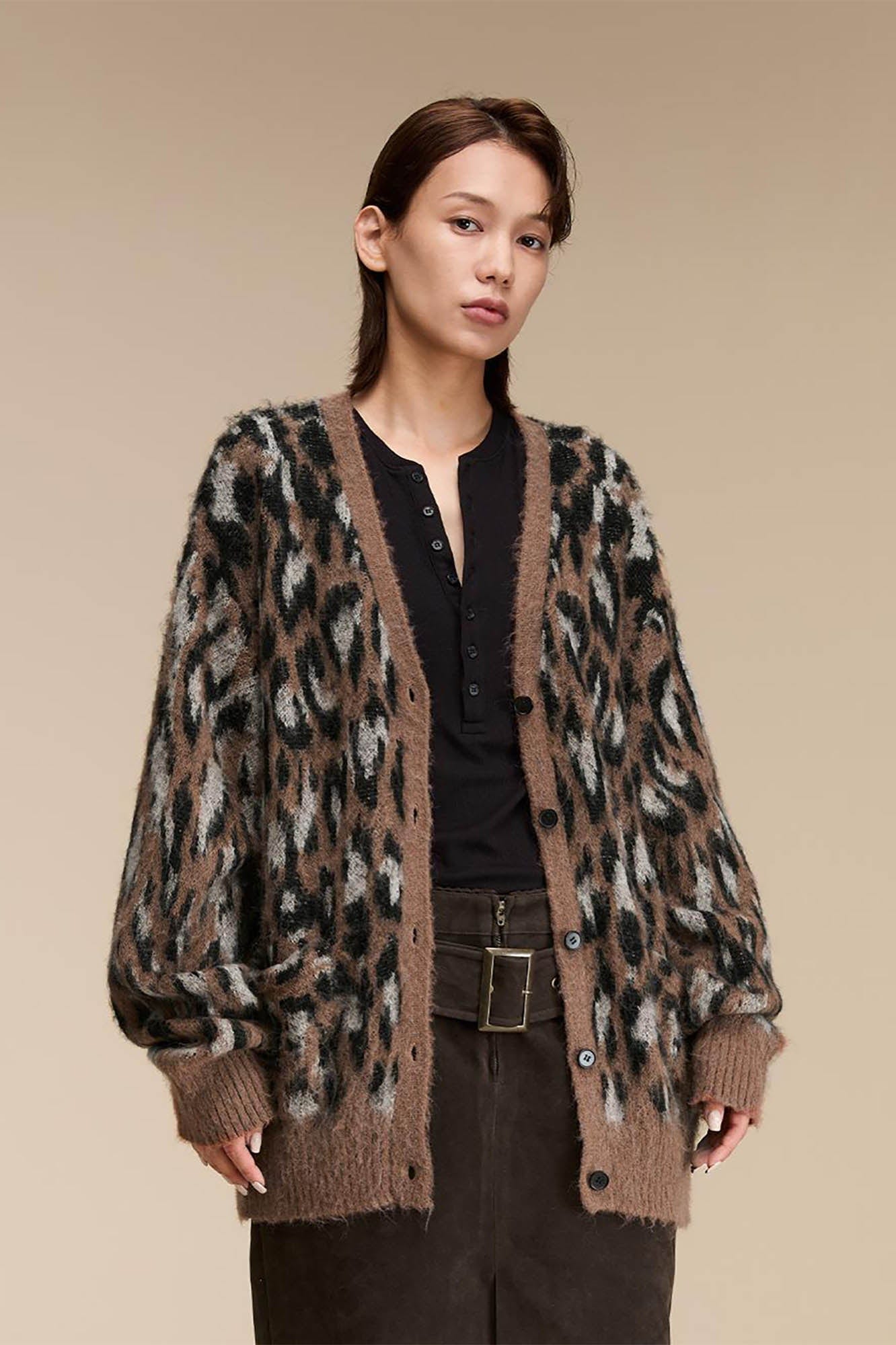 OPICLOTH Leopard Mohair V-Neck Cardigan