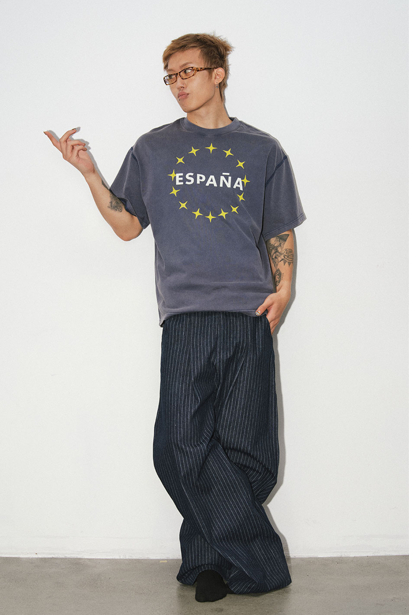 NOVACAM Washed Star Letter Graphic Oversized T-Shirt