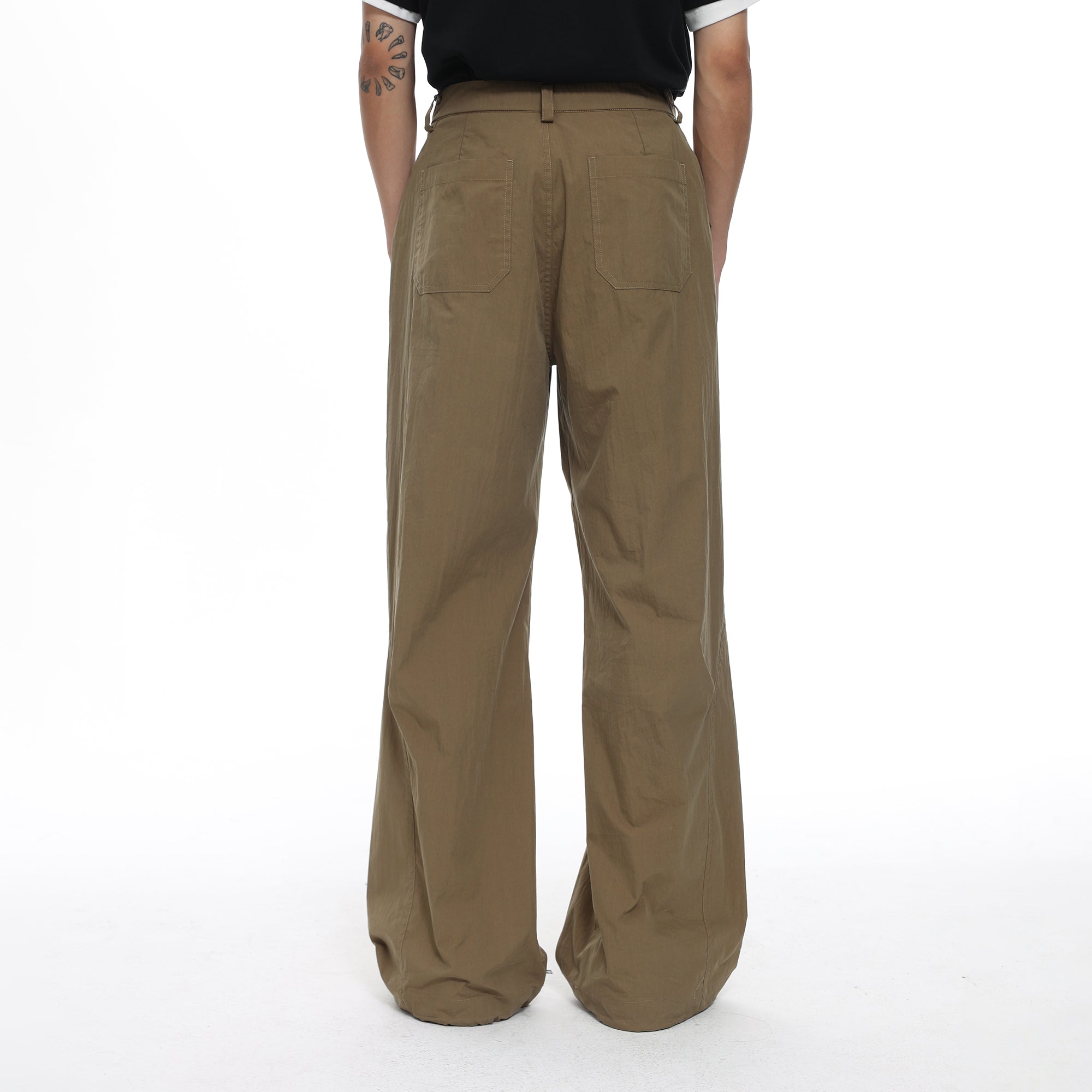 ROARINGWILD A ARCH Essential Drawstring Parachute Pants