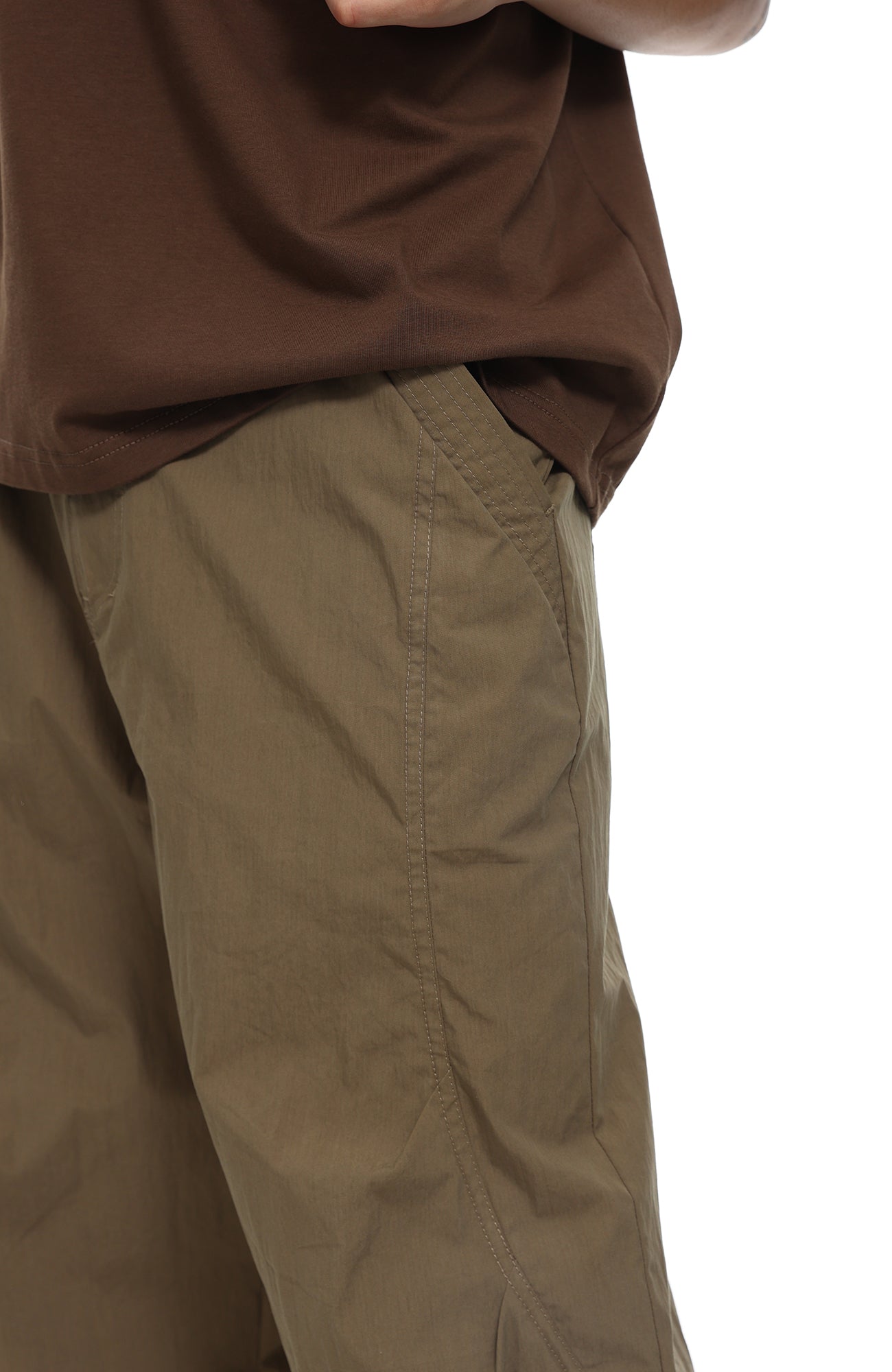 ROARINGWILD A ARCH Essential Drawstring Parachute Pants