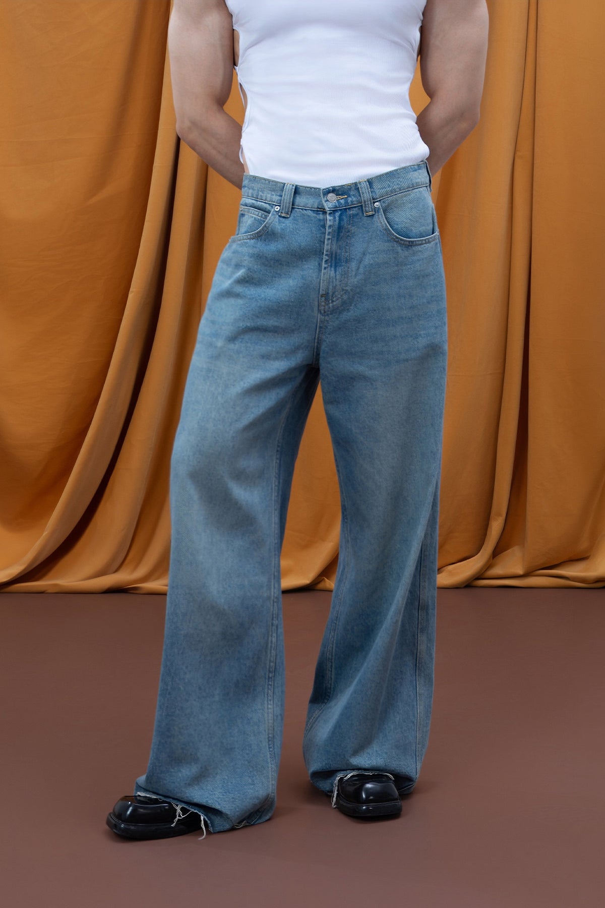 CLP Retro Distressed Frayed Wide-Leg Jeans — half body