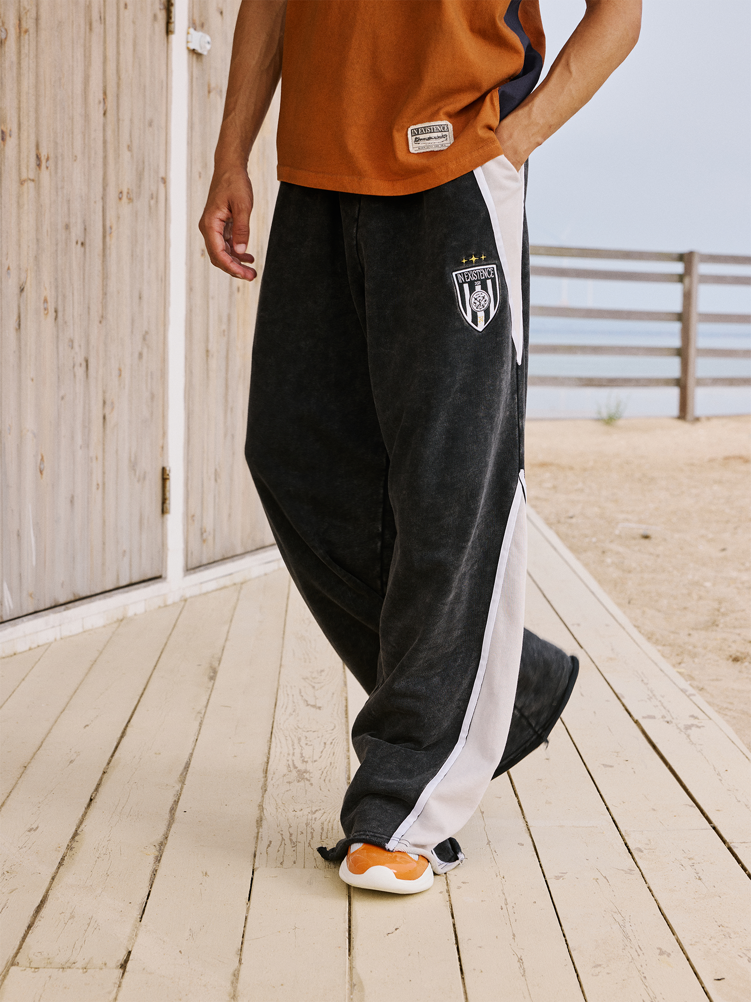 IN EXISTENCE Retro Contrast Embroidered Distressed Sweatpants