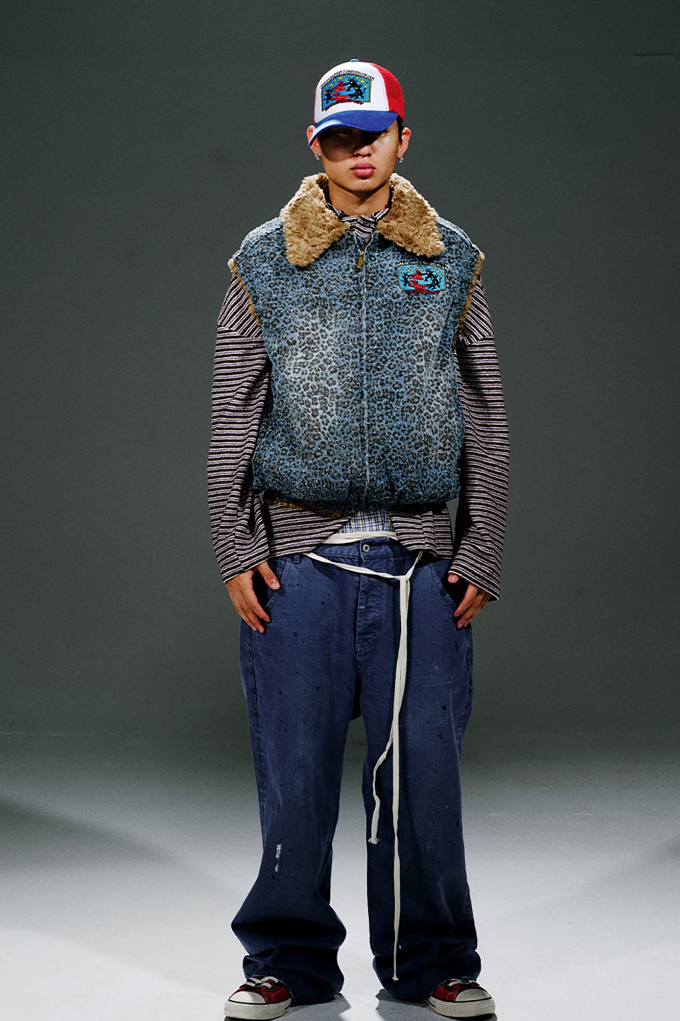 TRECLUB Faux-Fur Collar Leopard Quilted Vest