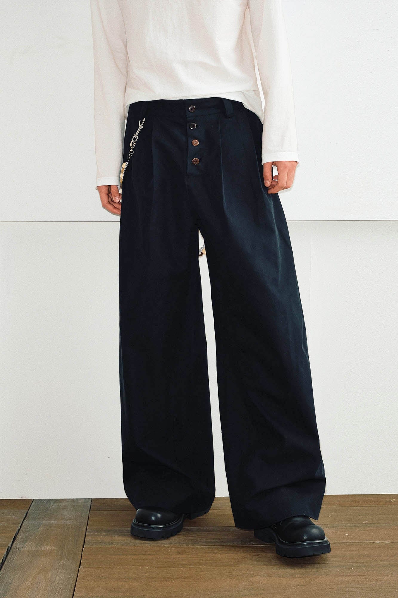 KREATE Crinkled Button-Fly Wide-Leg Pants