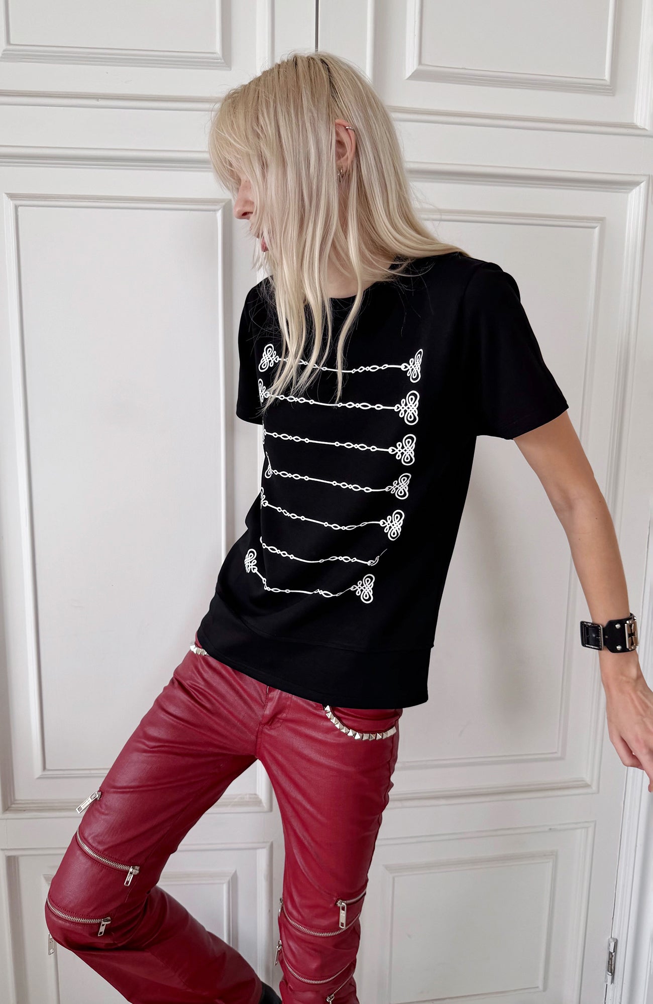 REBEL WAVE Ornamental Stripe Graphic Tee