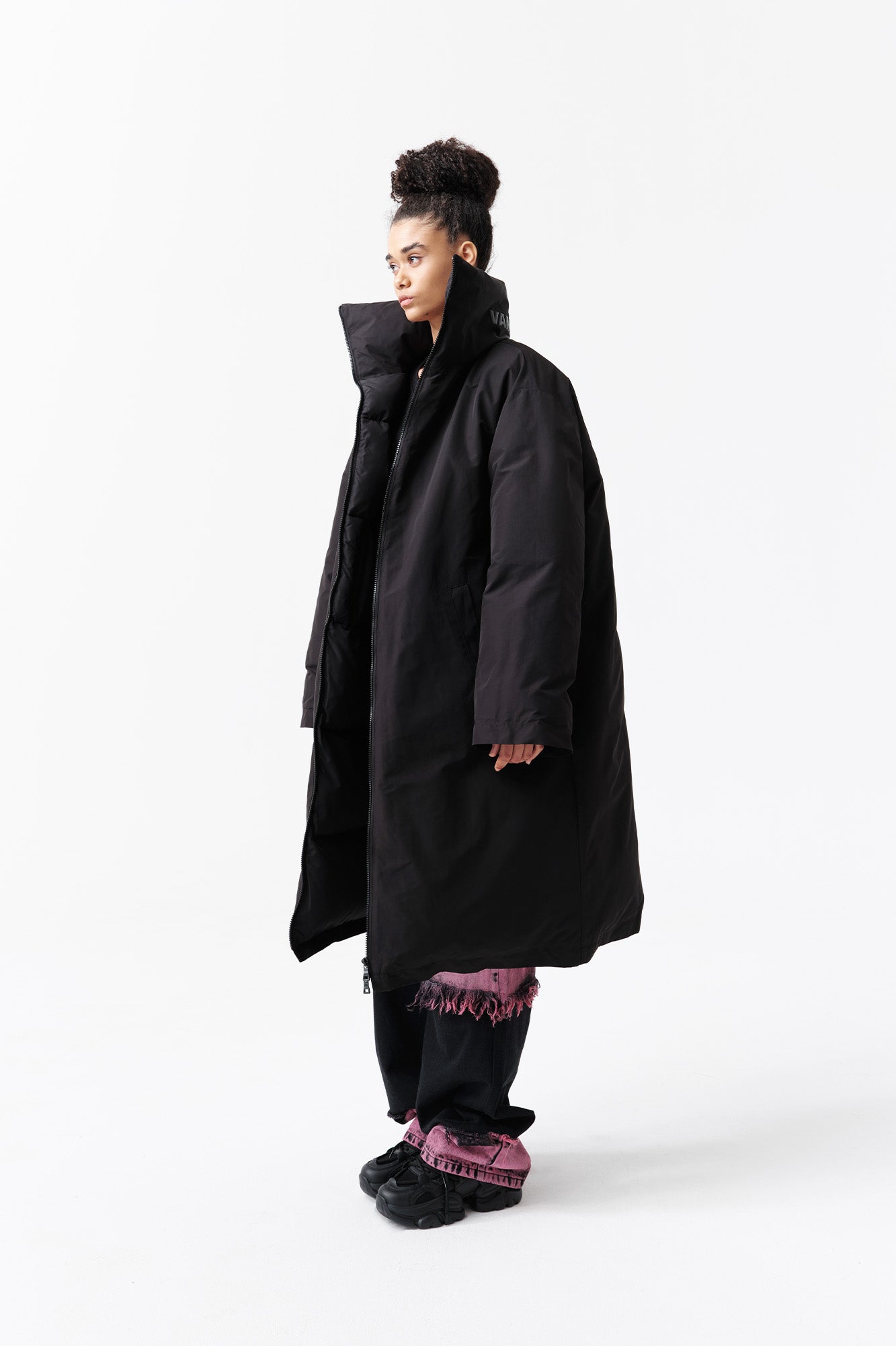 VANN VALRENCE High-Neck Oversized Long Down Coat