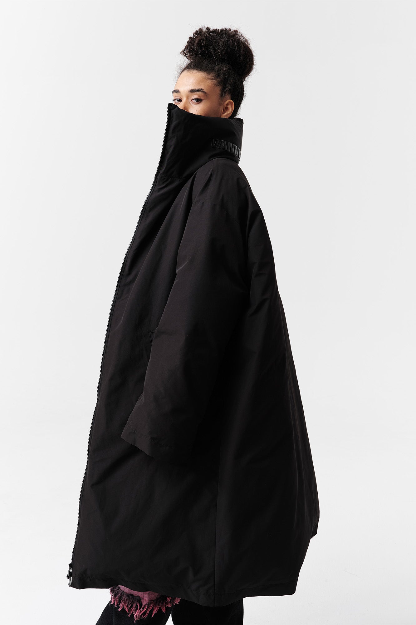VANN VALRENCE High-Neck Oversized Long Down Coat