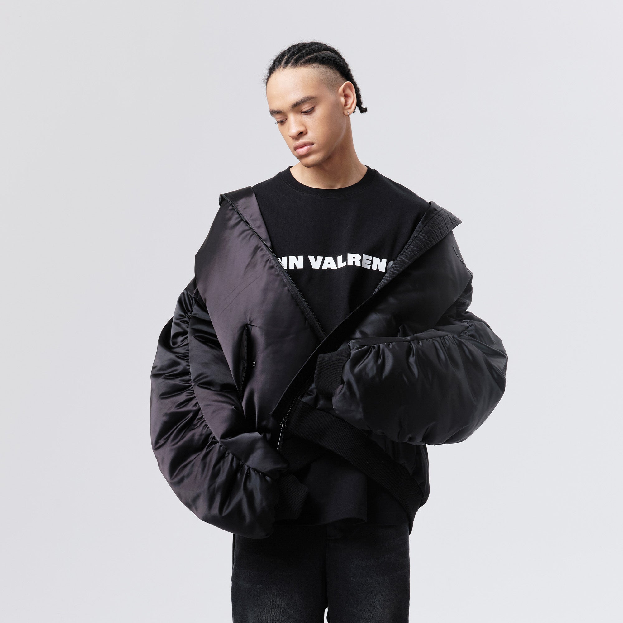 VANN VALRENCE Ruched Sleeve Oversized Hooded Down Jacket