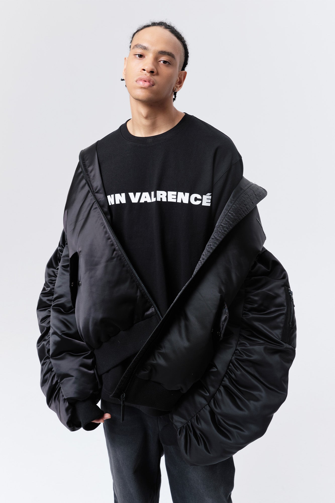 VANN VALRENCE Ruched Sleeve Oversized Hooded Down Jacket