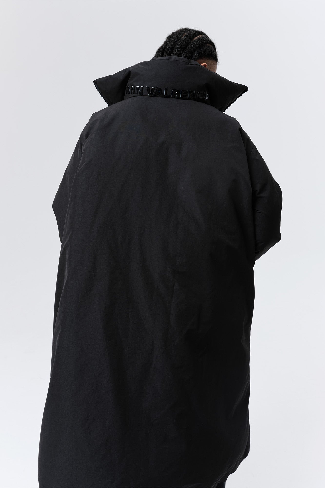 VANN VALRENCE High-Neck Oversized Long Down Coat