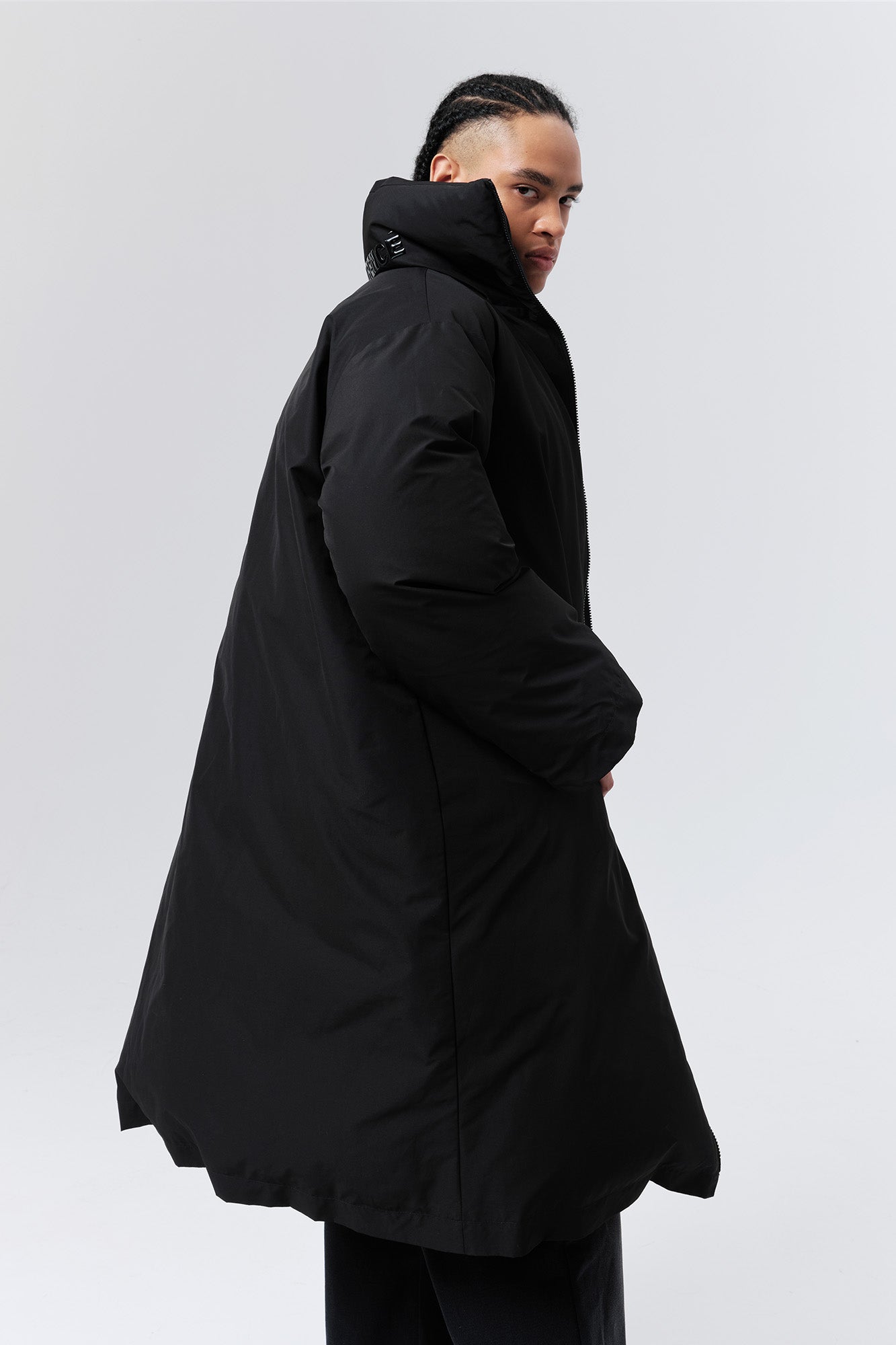 VANN VALRENCE High-Neck Oversized Long Down Coat