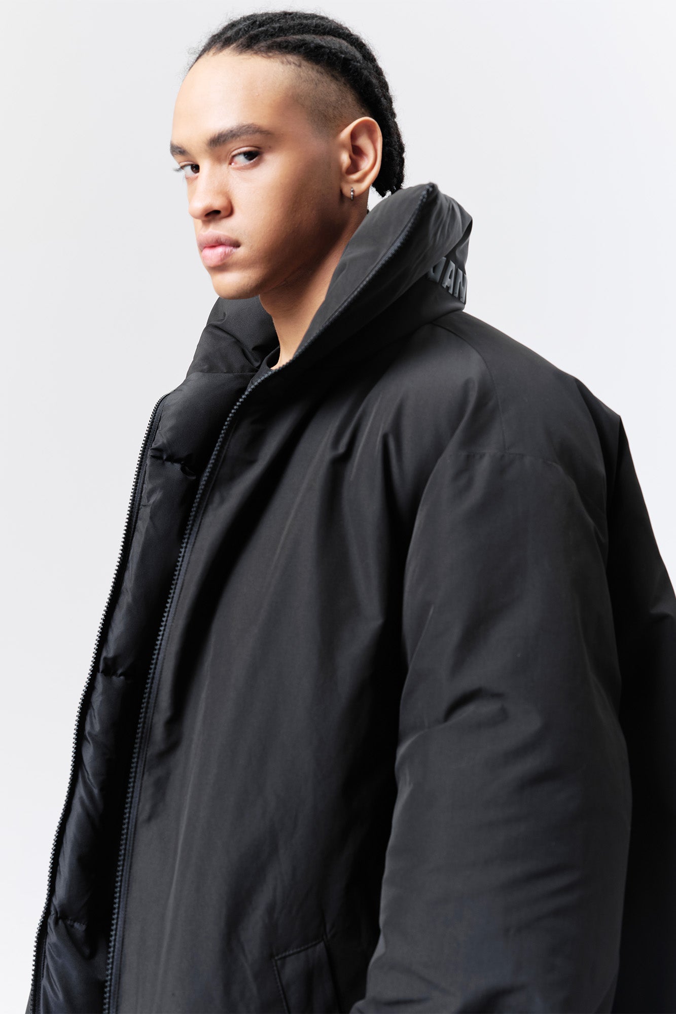 VANN VALRENCE High-Neck Oversized Long Down Coat