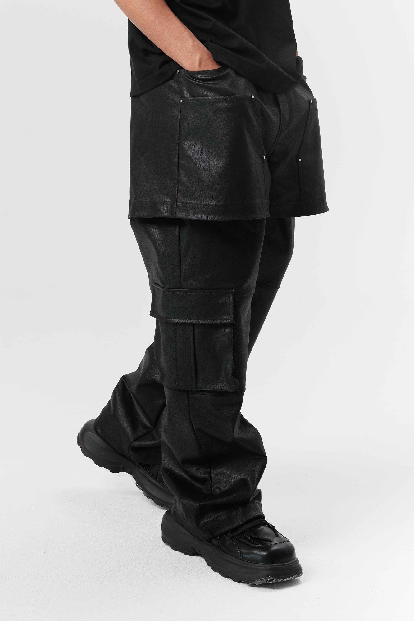VANN VALRENCE Rivet Layered Coated Denim Pants