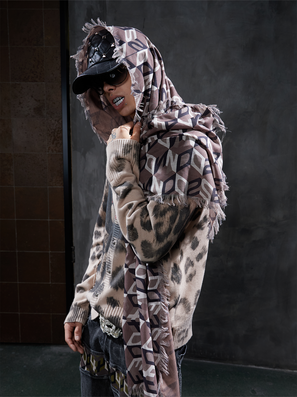 DND4DES Leopard Full-Print Oversized Cardigan