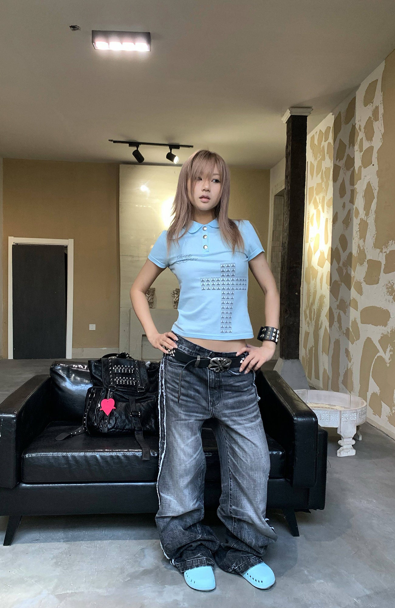 REBEL WAVE Faded Wash Raw Edge Jeans
