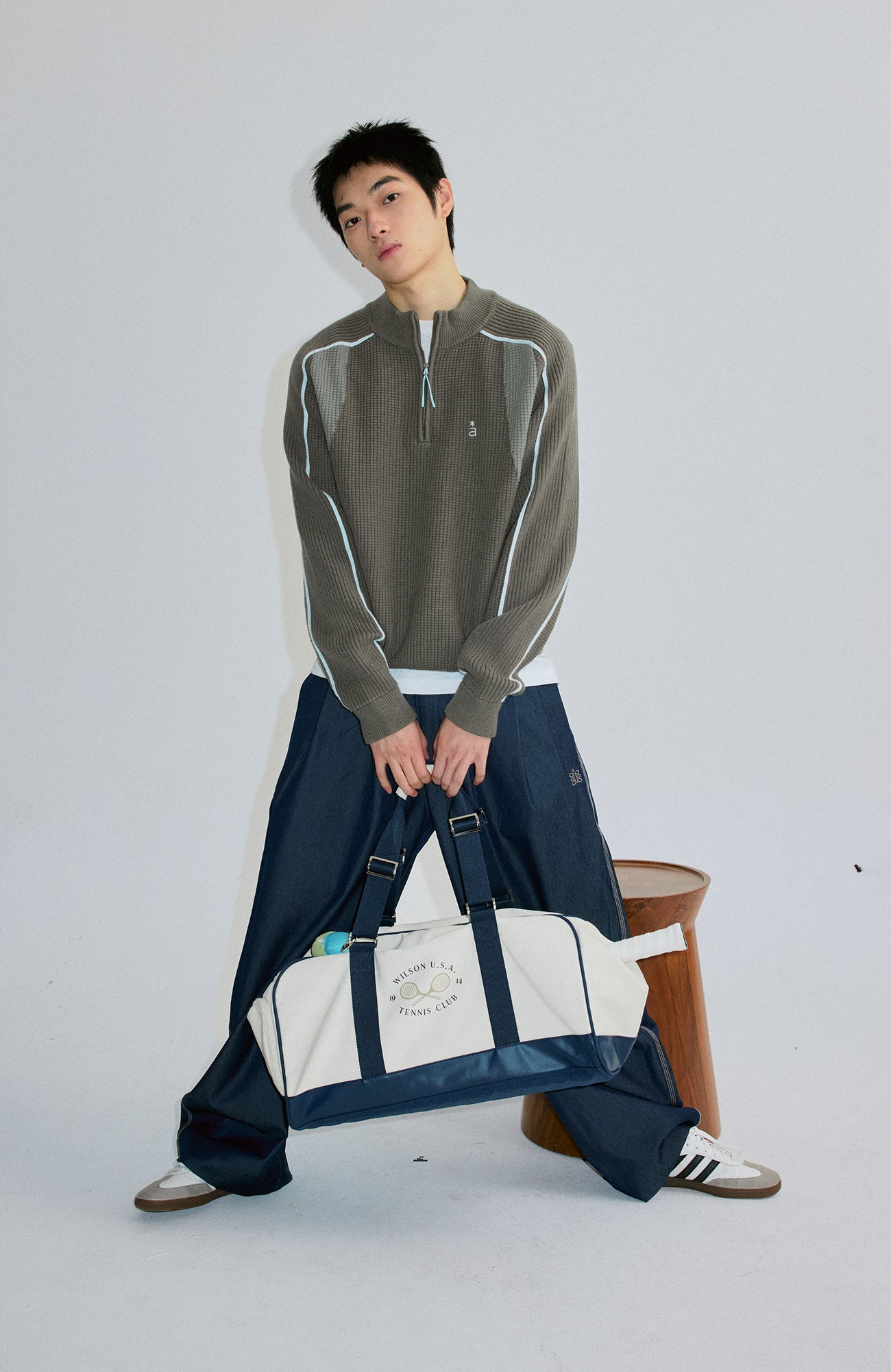 ROARINGWILD A ARCH Contrast Panel Raglan Half-Zip Sweater