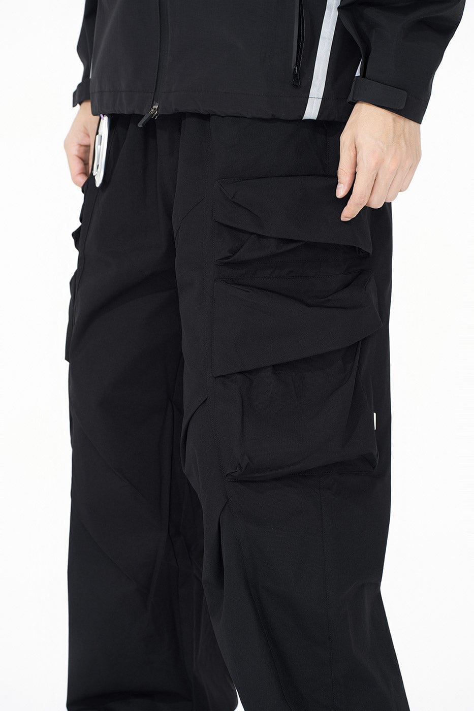 ENSHADOWER Big Pockets Crinkled Oversized Cargo Pants, premium urban and streetwear designers apparel on PROJECTISR.com, ENSHADOWER